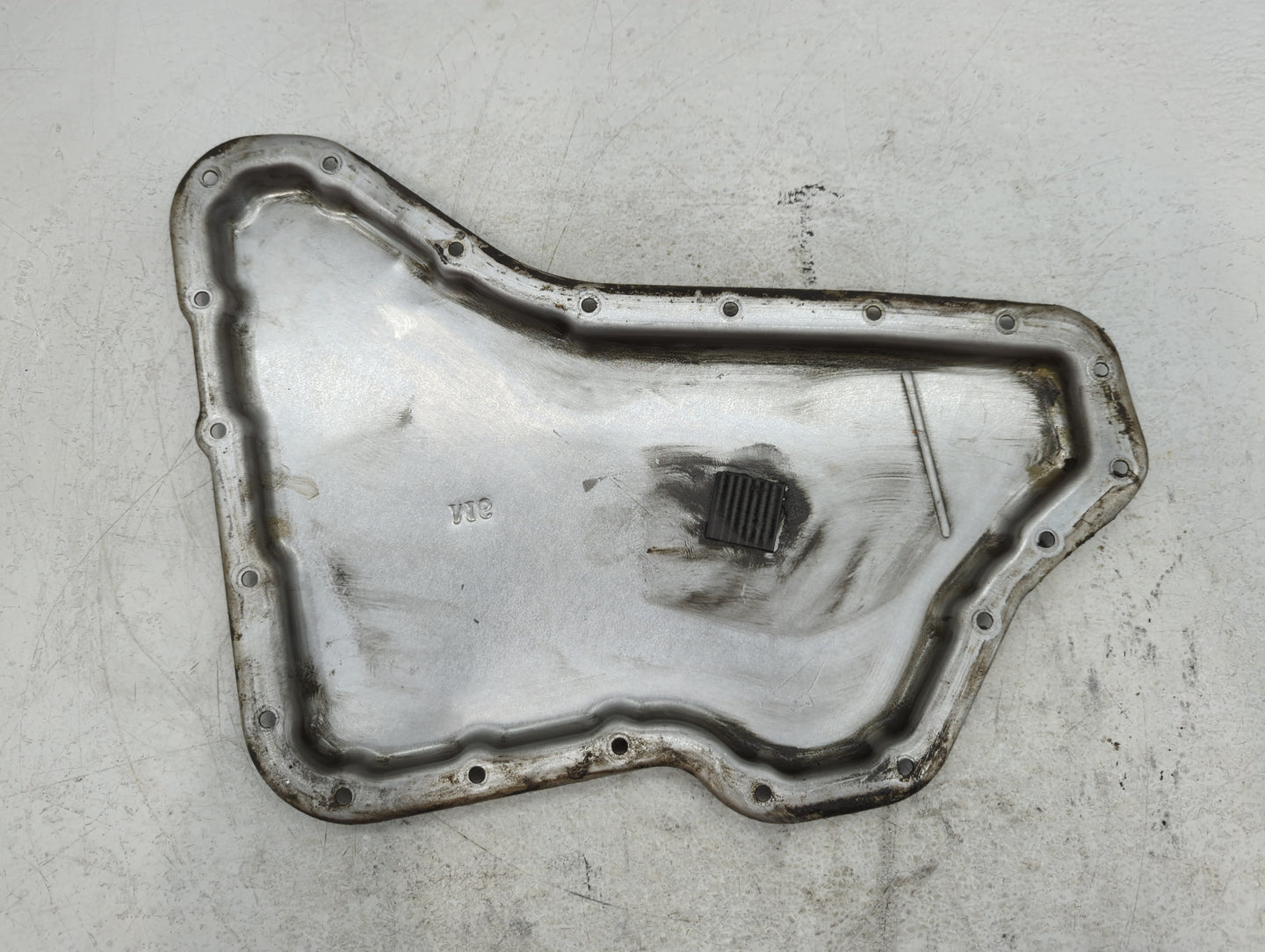 2000-2005 Chevrolet Impala Engine Oil Pan Fits Fits 1995 1996 1997 1998 1999 2000 2001 2002 2003 2004 2005 OEM Used Auto Par