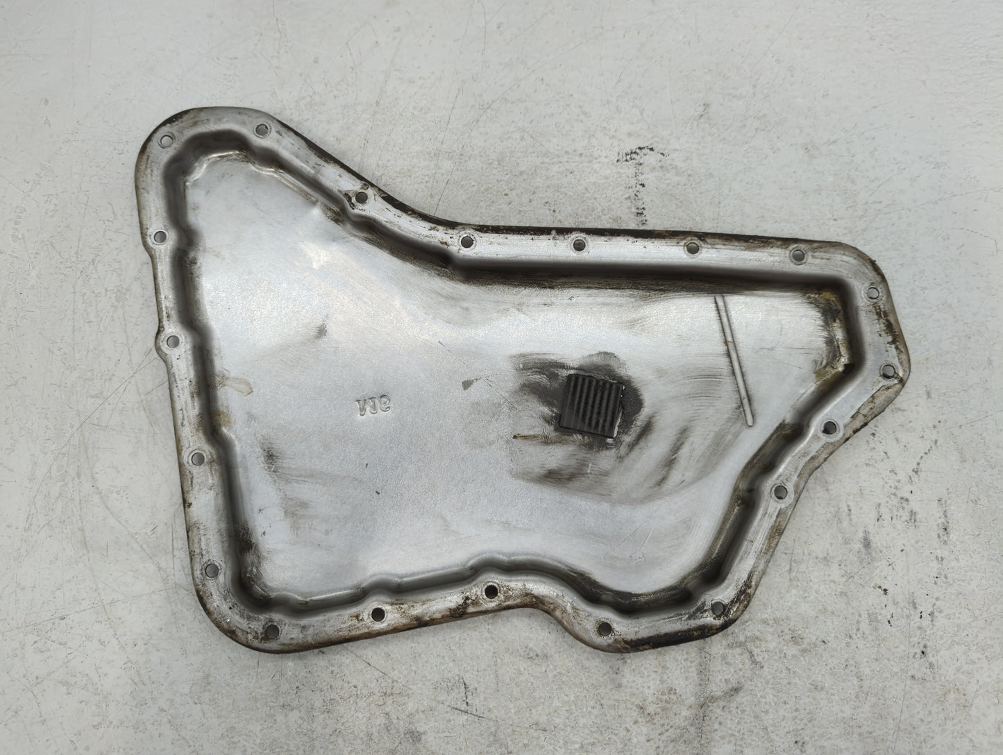 2000-2005 Chevrolet Impala Engine Oil Pan Fits Fits 1995 1996 1997 1998 1999 2000 2001 2002 2003 2004 2005 OEM Used Auto Par