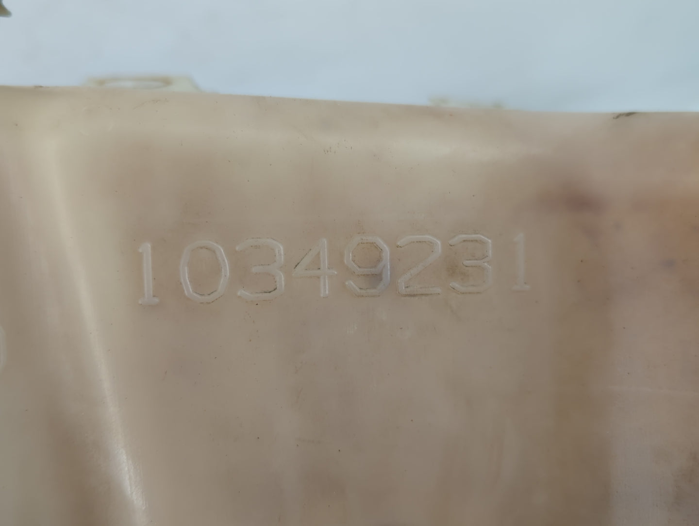 2004 Chevrolet Impala Radiator Coolant Overflow Expansion Tank Bottle - Oemusedautoparts1.com