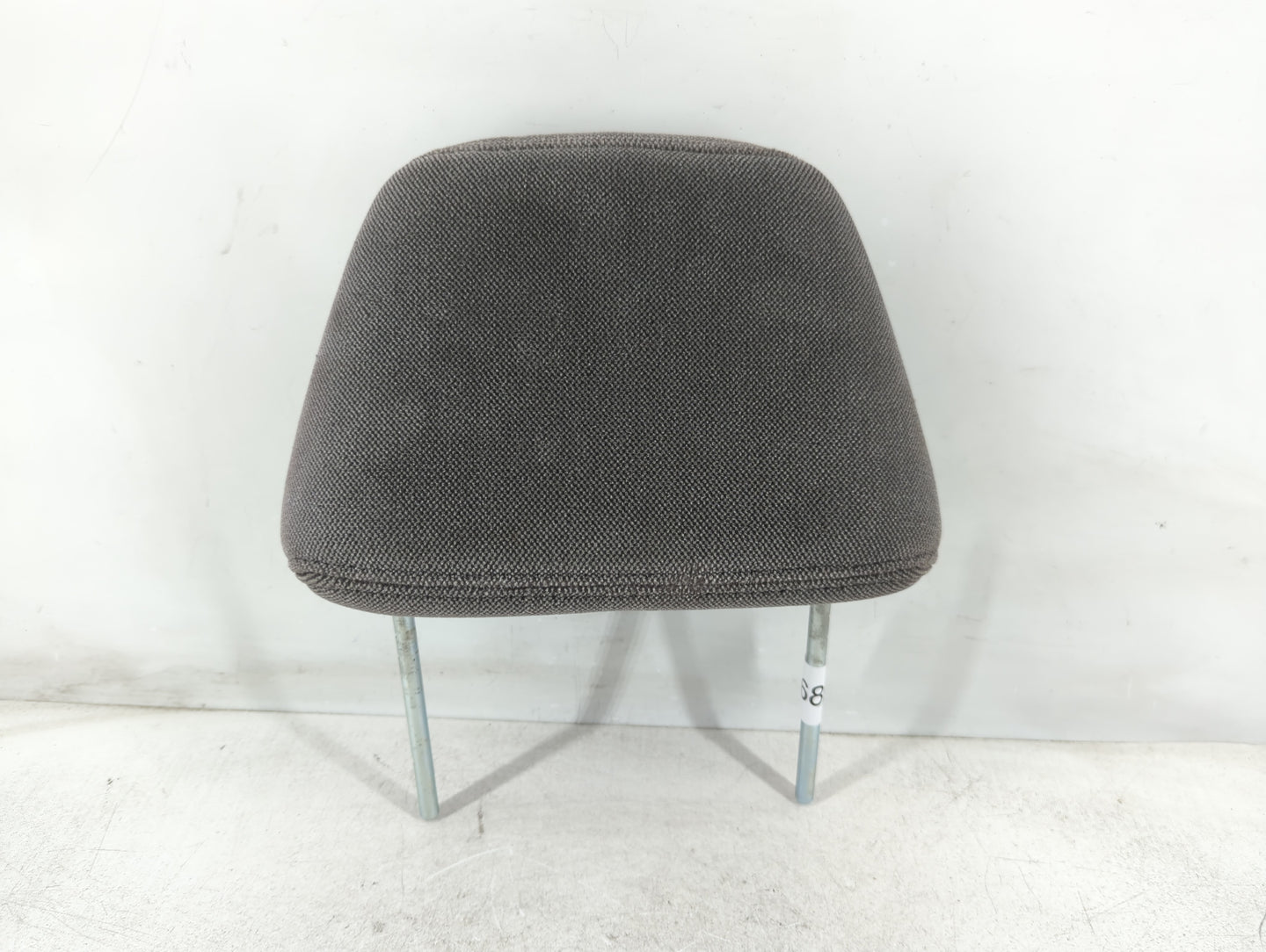 2002-2005 Chevrolet Malibu Headrest Head Rest Rear Seat Fits Fits 2002 2003 2004 2005 OEM Used Auto Parts - Oemusedautoparts