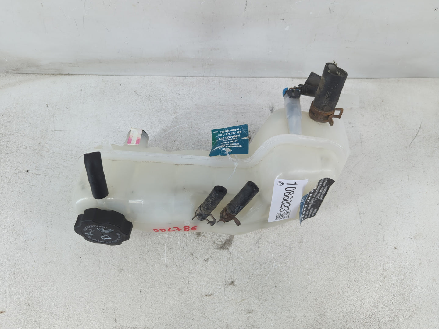 1997-2005 Chevrolet Malibu Windshield Washer Fluid Reservoir Bottle Oem - Oemusedautoparts1.com
