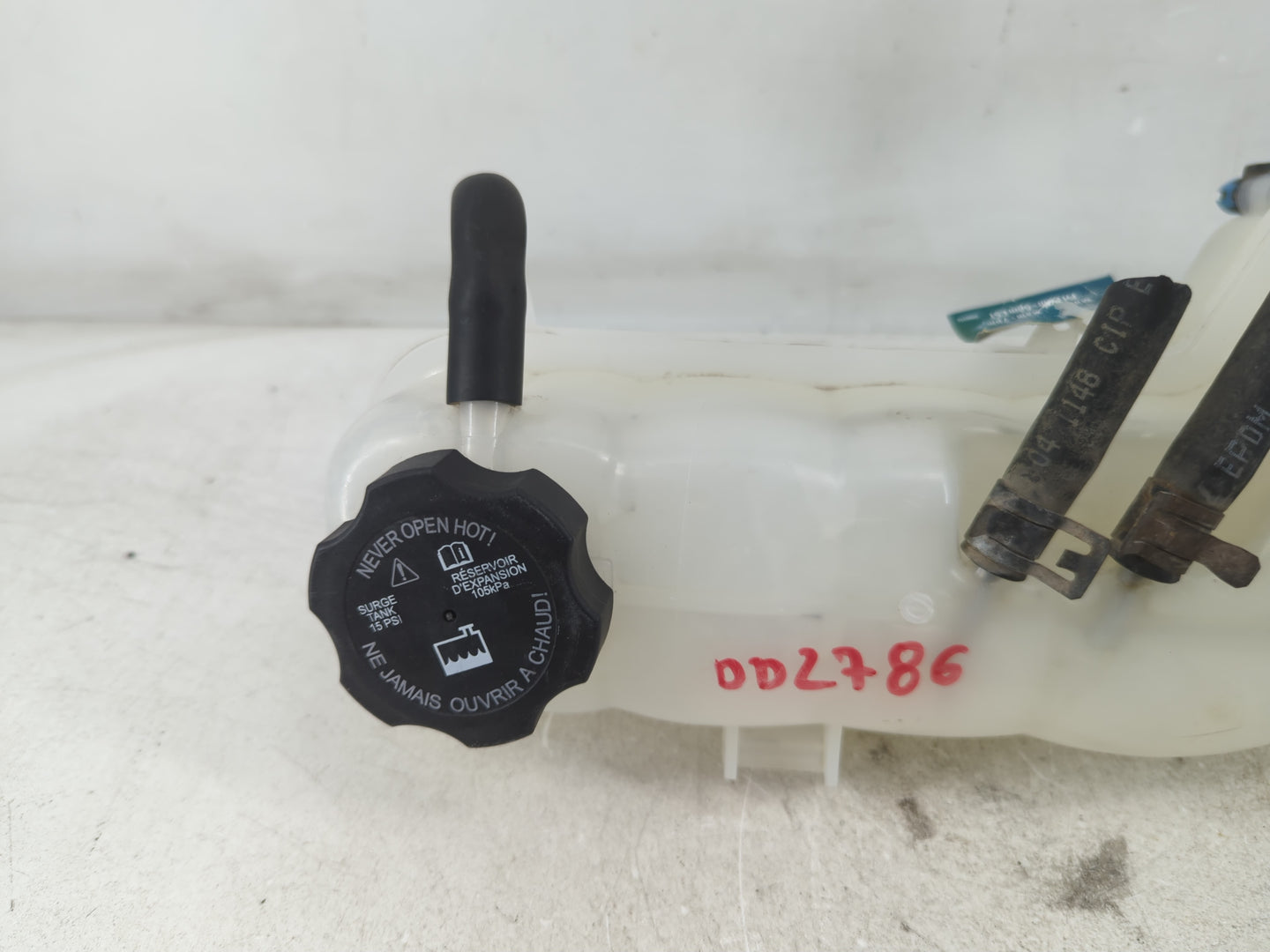 1997-2005 Chevrolet Malibu Windshield Washer Fluid Reservoir Bottle Oem - Oemusedautoparts1.com