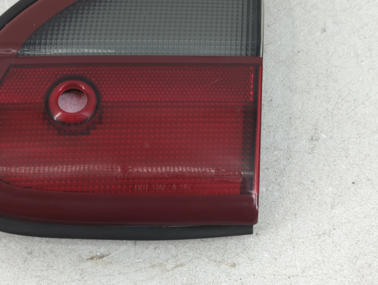 1997-2005 Chevrolet Malibu Tail Light Assembly Driver Left OEM Fits Fits 1997 1998 1999 2000 2001 2002 2003 2004 2005 OEM Us