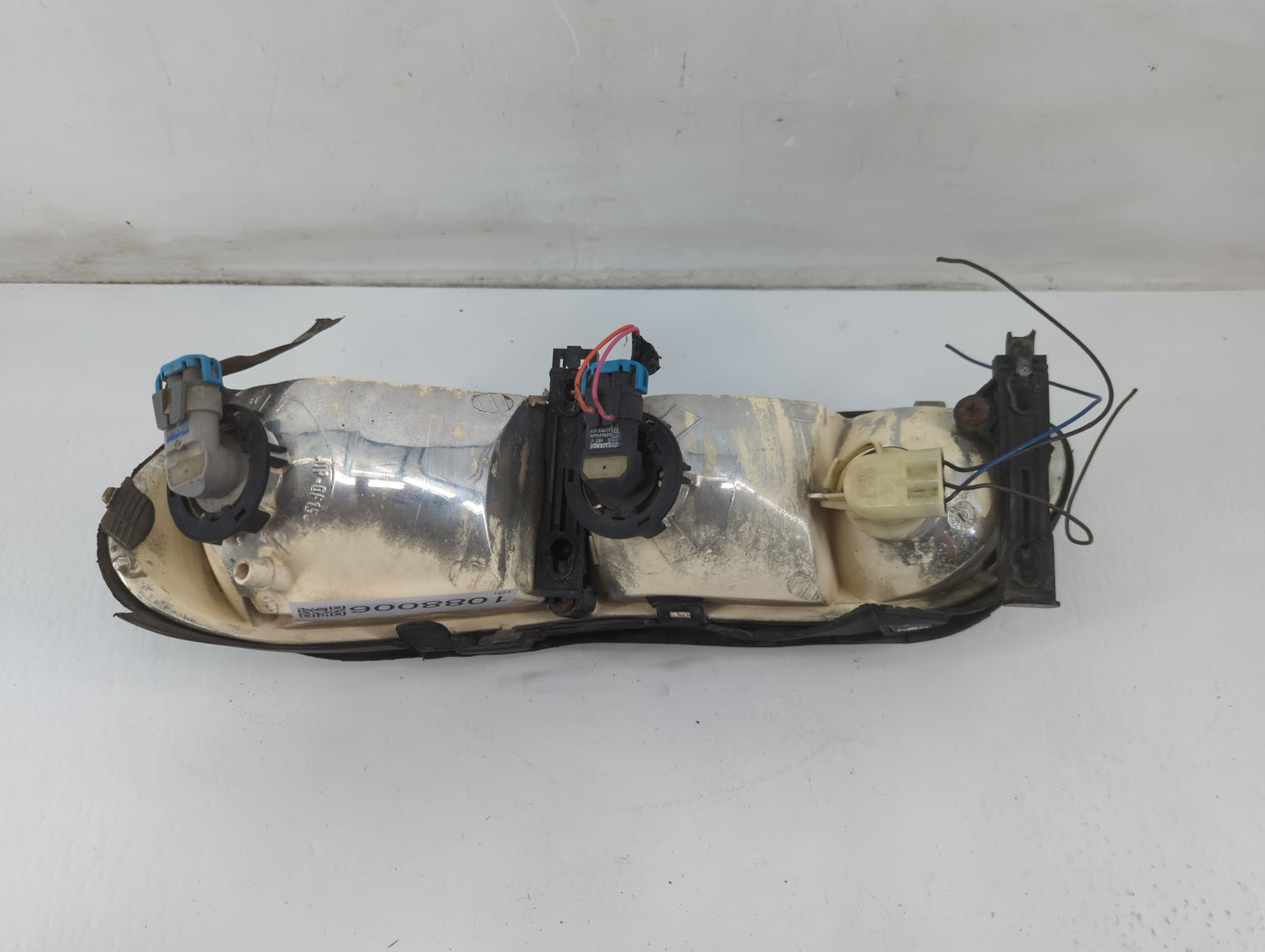 1997-2005 Chevrolet Malibu Driver Left Oem Head Light Headlight Lamp - Oemusedautoparts1.com