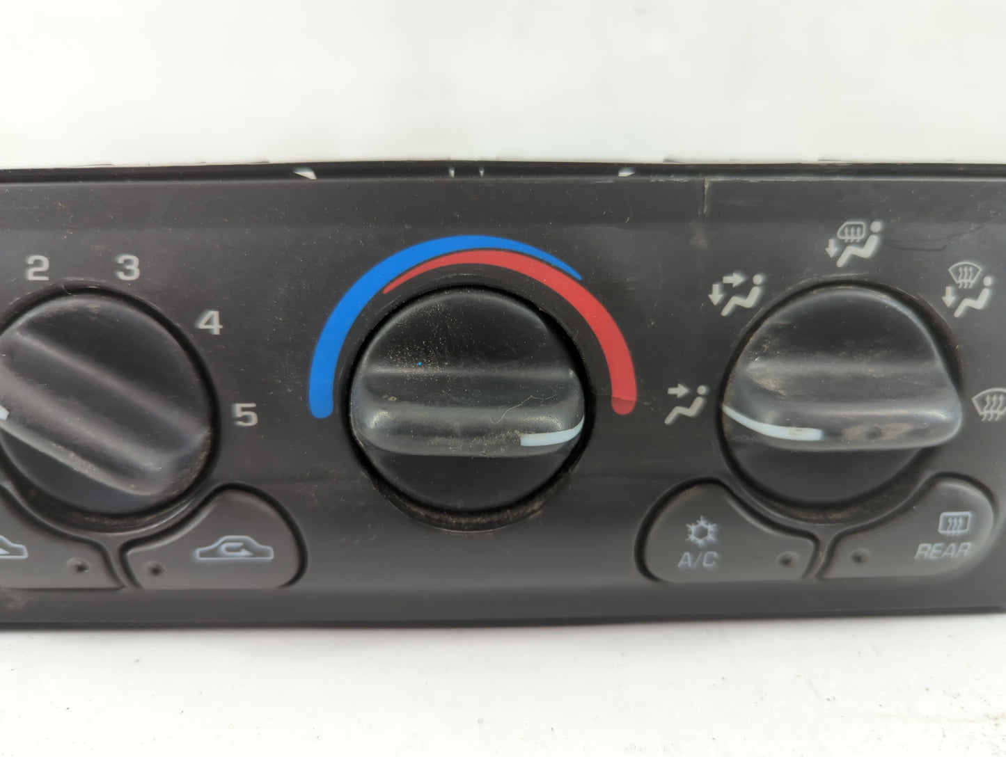 2001-2005 Chevrolet Malibu Climate Control Module Temperature AC/Heater Replacement P/N:22718118 4110141957 Fits OEM Used Au