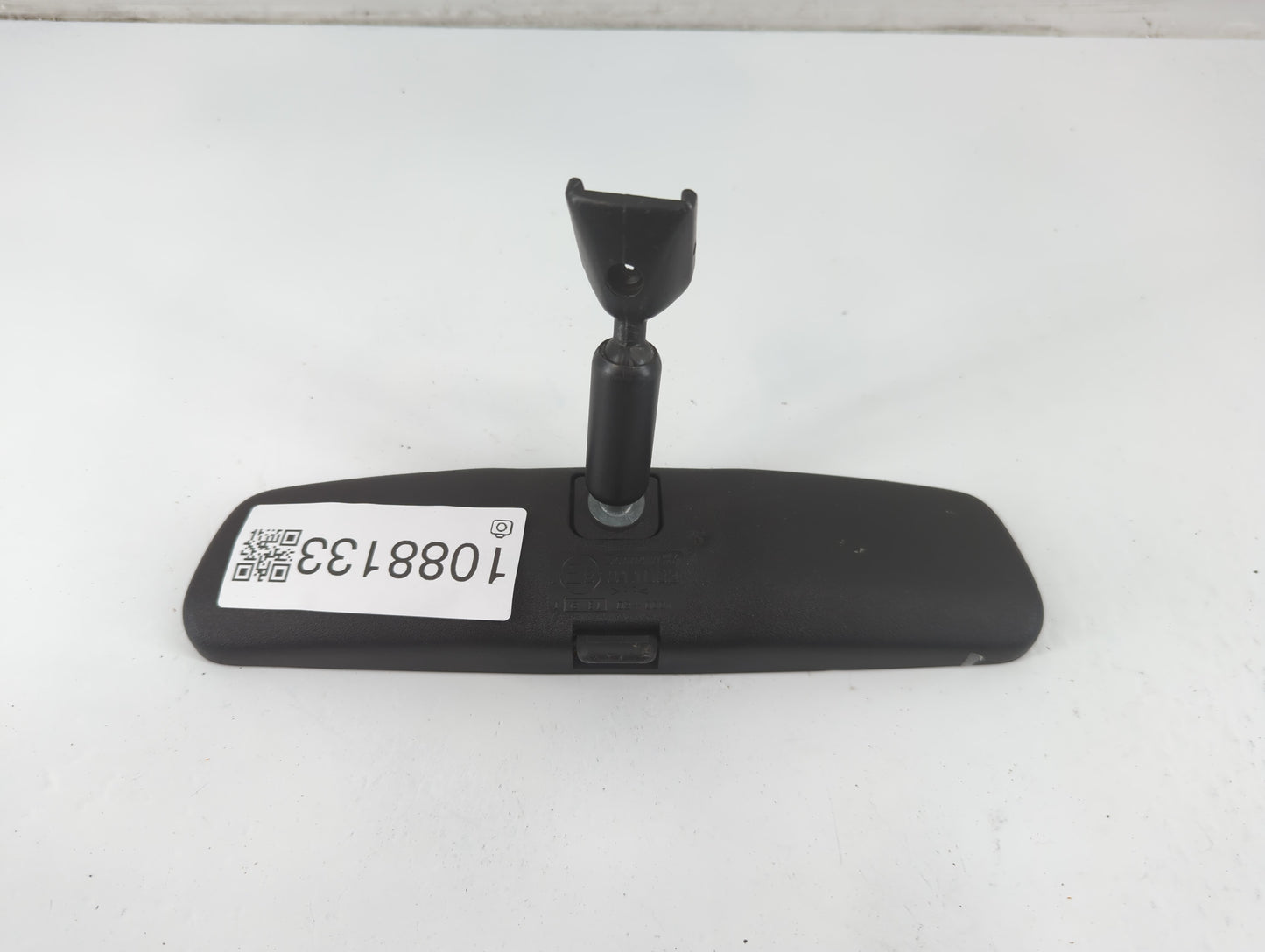 1997-2012 Chevrolet Malibu Interior Rear View Mirror Replacement OEM P/N:E8011083 Fits OEM Used Auto Parts - Oemusedautopart