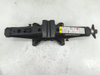 2004 Chevrolet Malibu Spare Scissor Car Jack 1415339 - Oemusedautoparts1.com