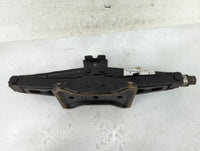 2004 Chevrolet Malibu Spare Scissor Car Jack 1415723 - Oemusedautoparts1.com