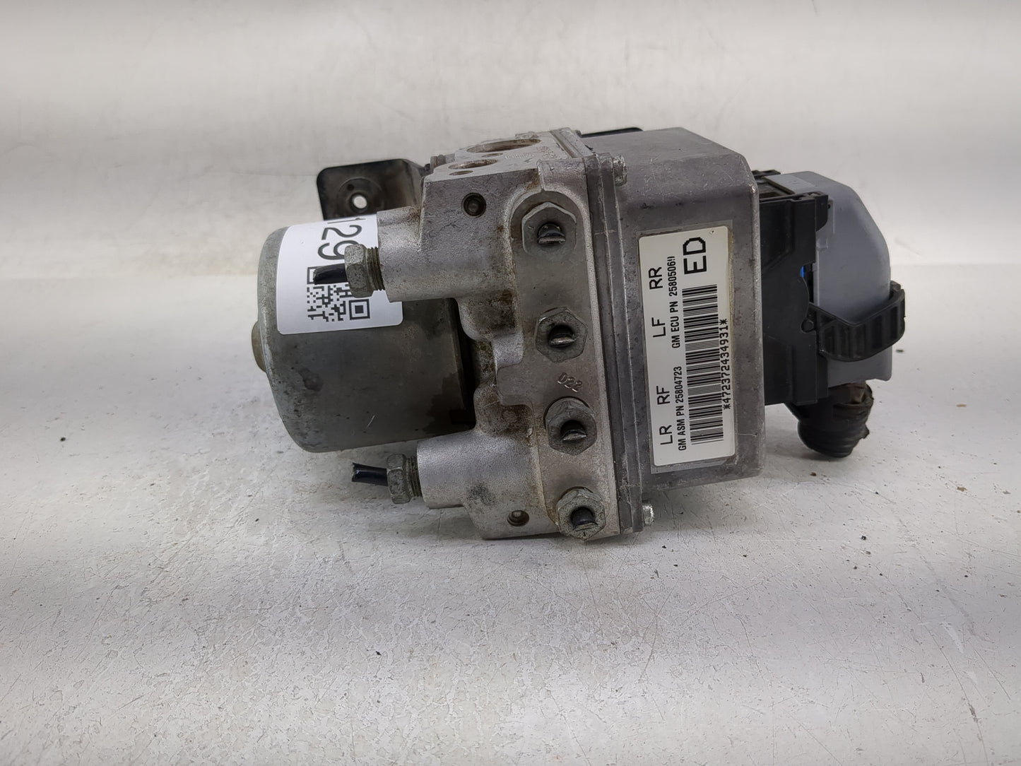 2004-2008 Chevrolet Malibu ABS Pump Control Module Replacement P/N:25804723 Fits Fits 2004 2005 2006 2007 2008 OEM Used Auto
