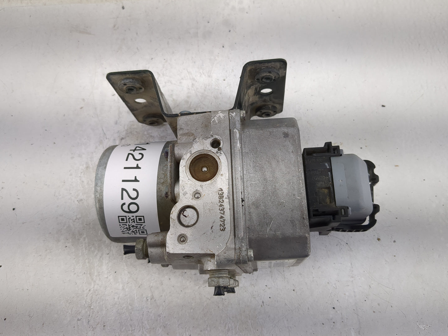 2004-2008 Chevrolet Malibu ABS Pump Control Module Replacement P/N:25804723 Fits Fits 2004 2005 2006 2007 2008 OEM Used Auto