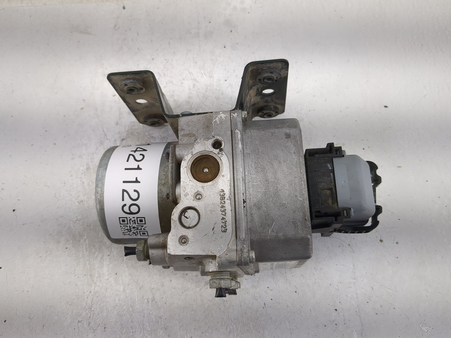 2004-2008 Chevrolet Malibu ABS Pump Control Module Replacement P/N:25804723 Fits Fits 2004 2005 2006 2007 2008 OEM Used Auto