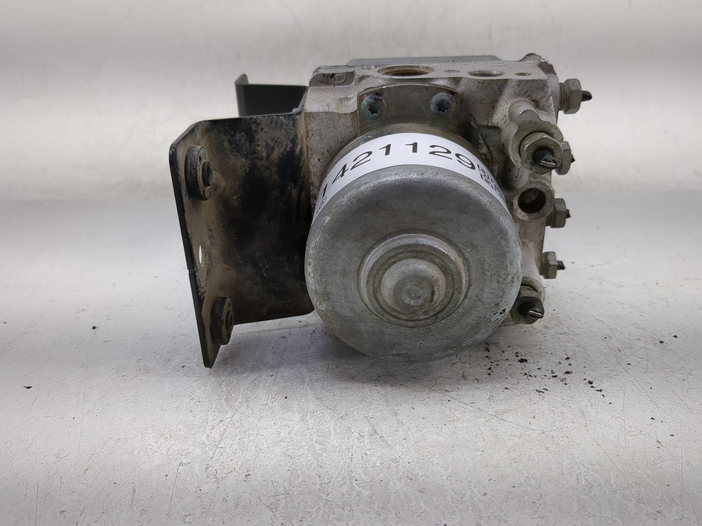 2004-2008 Chevrolet Malibu ABS Pump Control Module Replacement P/N:25804723 Fits Fits 2004 2005 2006 2007 2008 OEM Used Auto