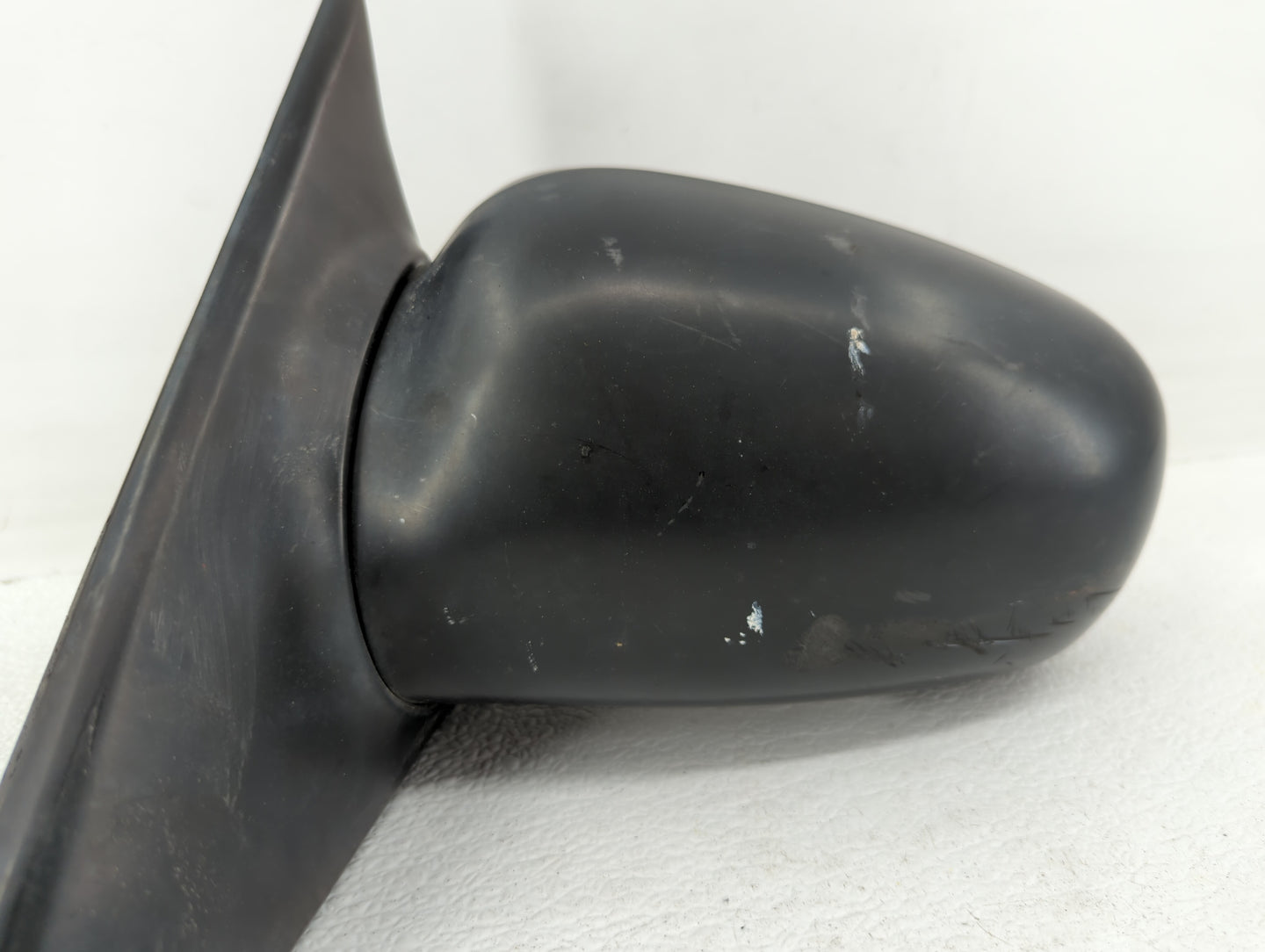 2004-2008 Chevrolet Malibu Passenger Side View Mirror - Right Door Mirror OEM Used - Oemusedautoparts1.com