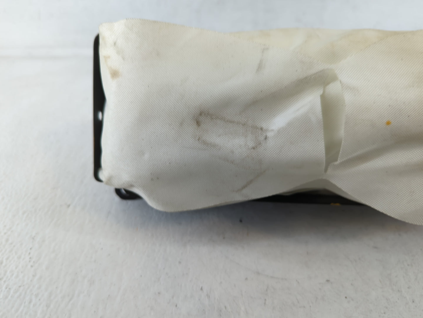 2004-2008 Chevrolet Malibu Air Bag Passenger Right Dashboard Oem - Oemusedautoparts1.com