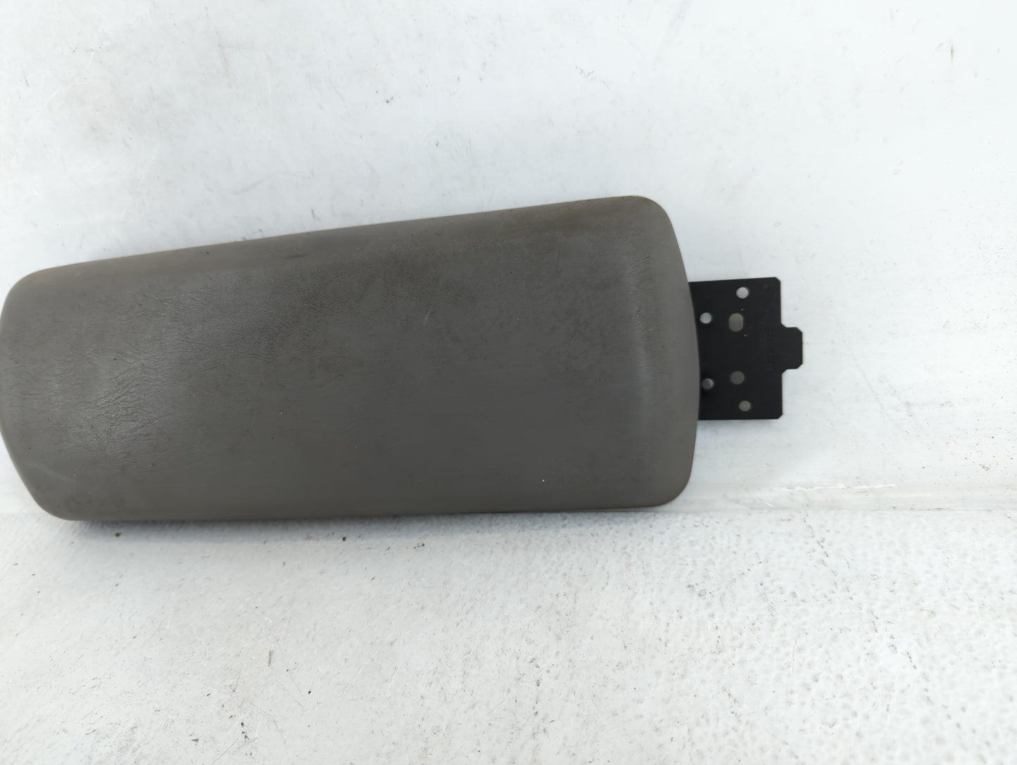2004 Chevrolet Malibu Center Console Armrest Cover Lid Fits OEM Used Auto Parts - Oemusedautoparts1.com