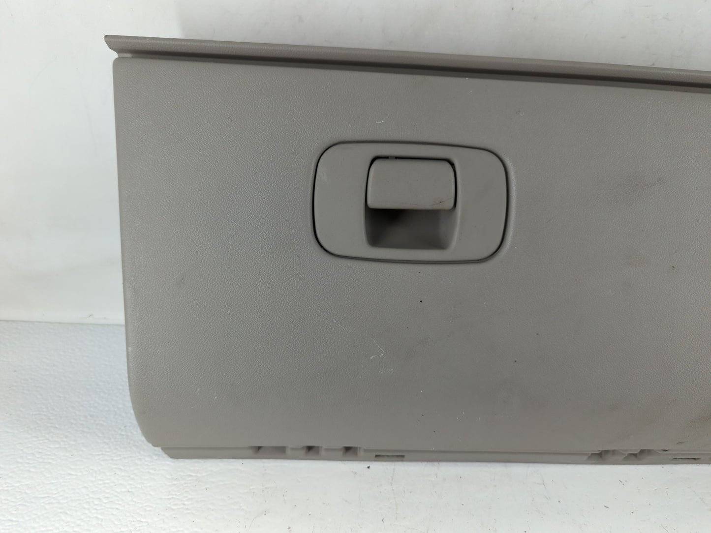 2004 Chevrolet Malibu Passenger Glove Box Door Storage Compartment - Oemusedautoparts1.com