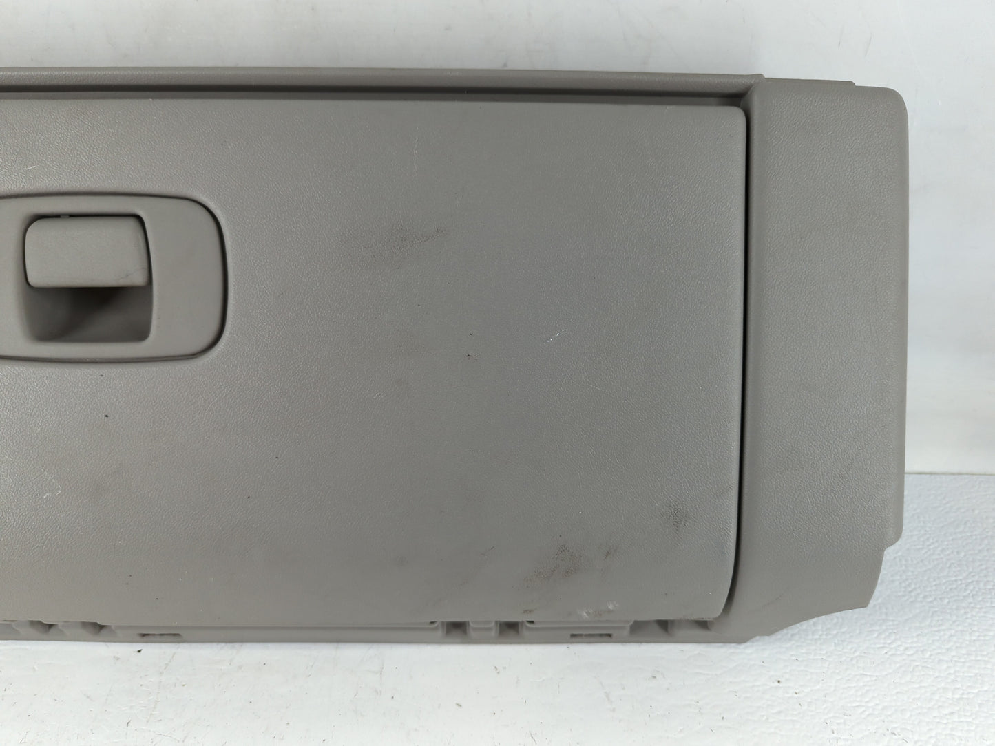 2004 Chevrolet Malibu Passenger Glove Box Door Storage Compartment - Oemusedautoparts1.com