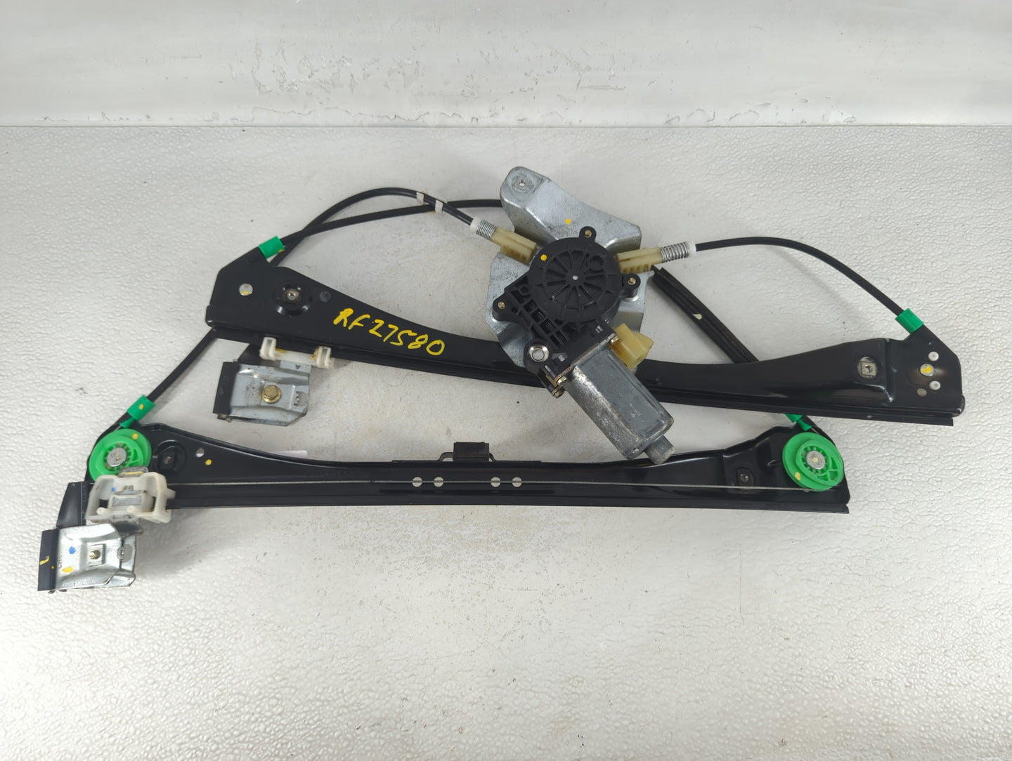 2004-2008 Chevrolet Malibu Used Window Regulator Passenger Front - Oemusedautoparts1.com