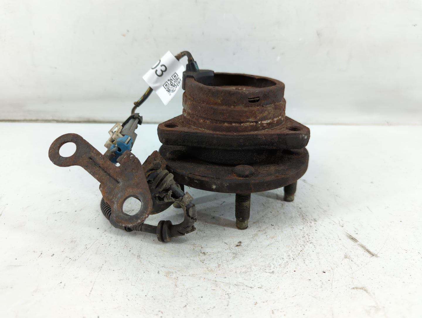 2004-2011 Chevrolet Malibu Driver Front Wheel Hub Oem - Oemusedautoparts1.com