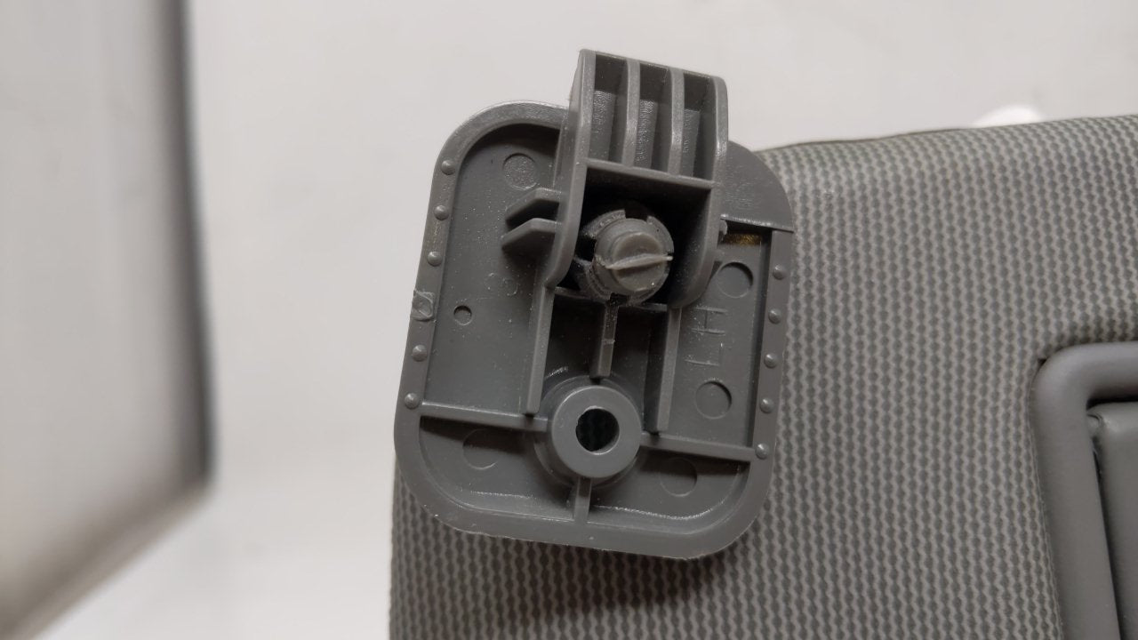 2004 Chevrolet Optra Sun Visor Shade Replacement Driver Left Mirror Fits OEM Used Auto Parts - Oemusedautoparts1.com