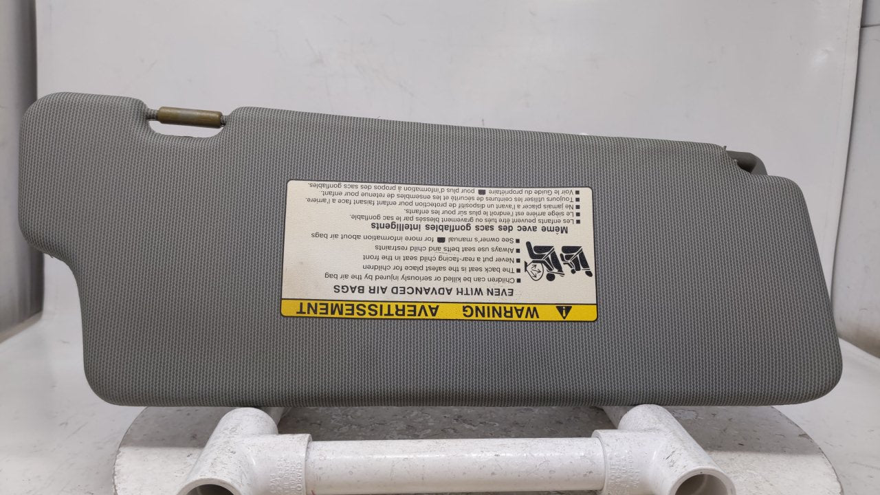 2004 Chevrolet Optra Sun Visor Shade Replacement Driver Left Mirror Fits OEM Used Auto Parts - Oemusedautoparts1.com