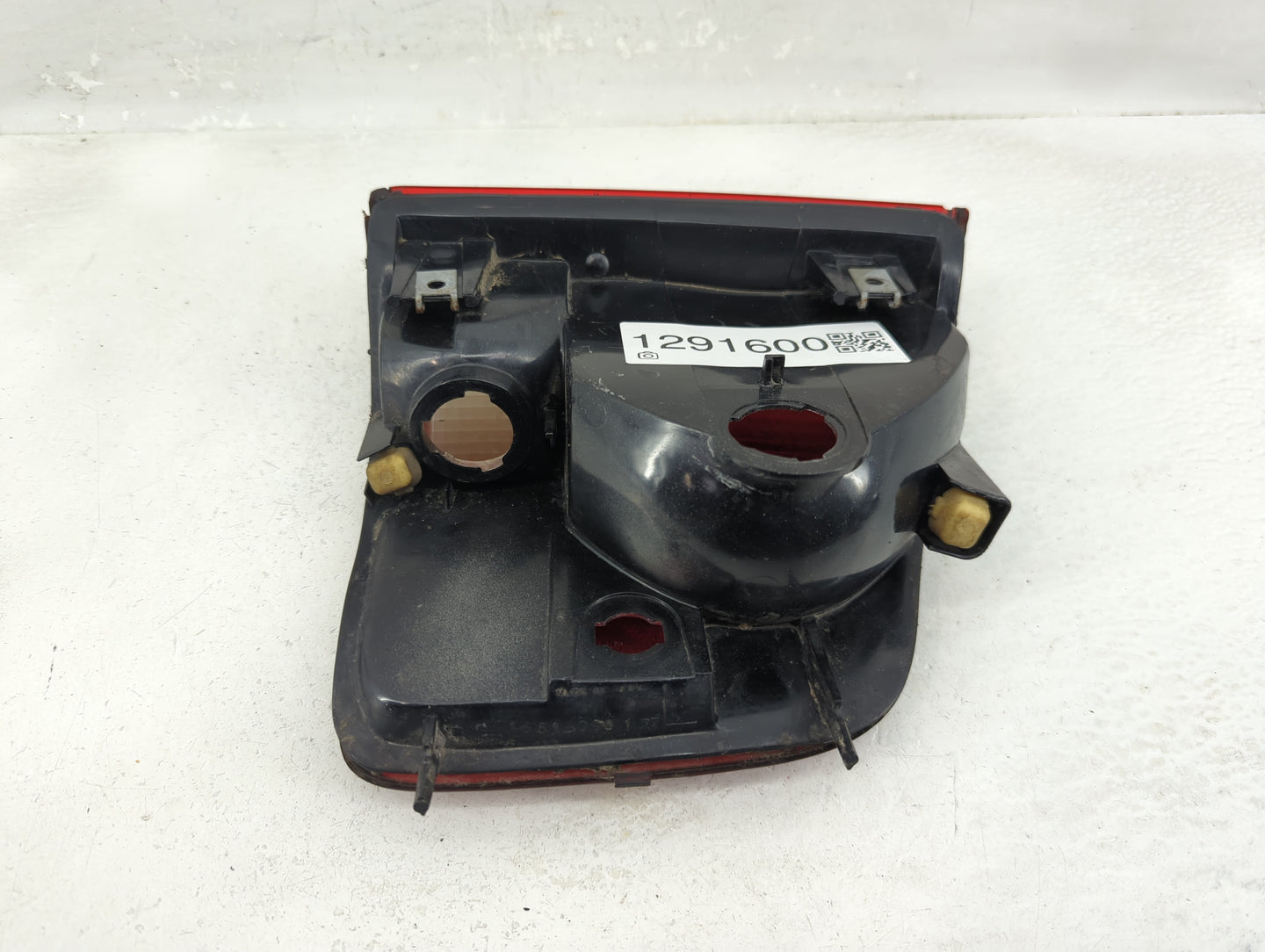 2004 Chevrolet S10 Tail Light Assembly Driver Left OEM P/N:16516093 Fits Fits 1995 1996 1997 1998 1999 2000 2001 2002 2003 2