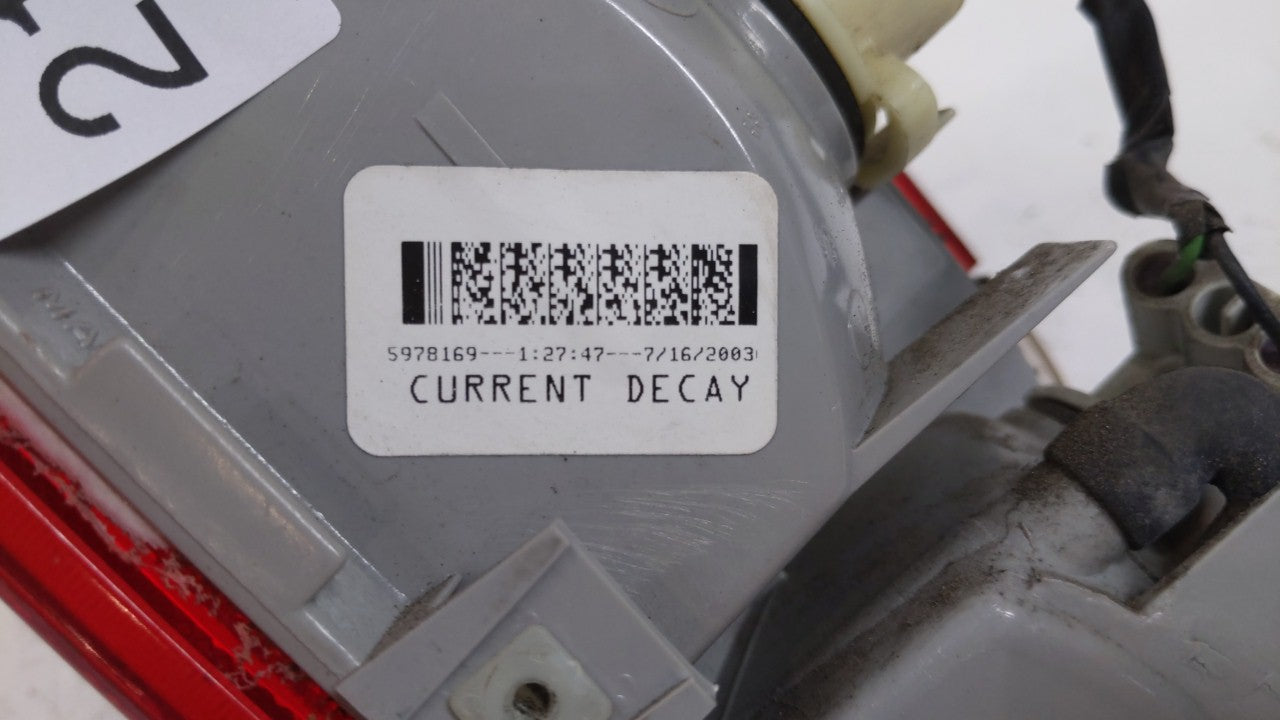 2004 Chevrolet S10 Tail Light Assembly Driver Left OEM P/N:16518499 15113579 Fits OEM Used Auto Parts - Oemusedautoparts1.co