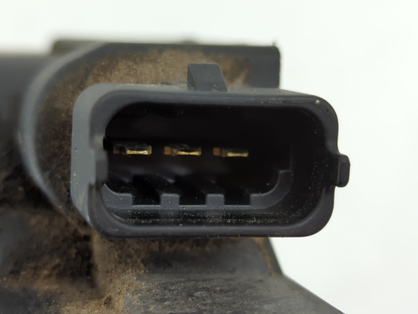2004 Chevrolet S10 Ignition Coil Igniter Pack - Oemusedautoparts1.com