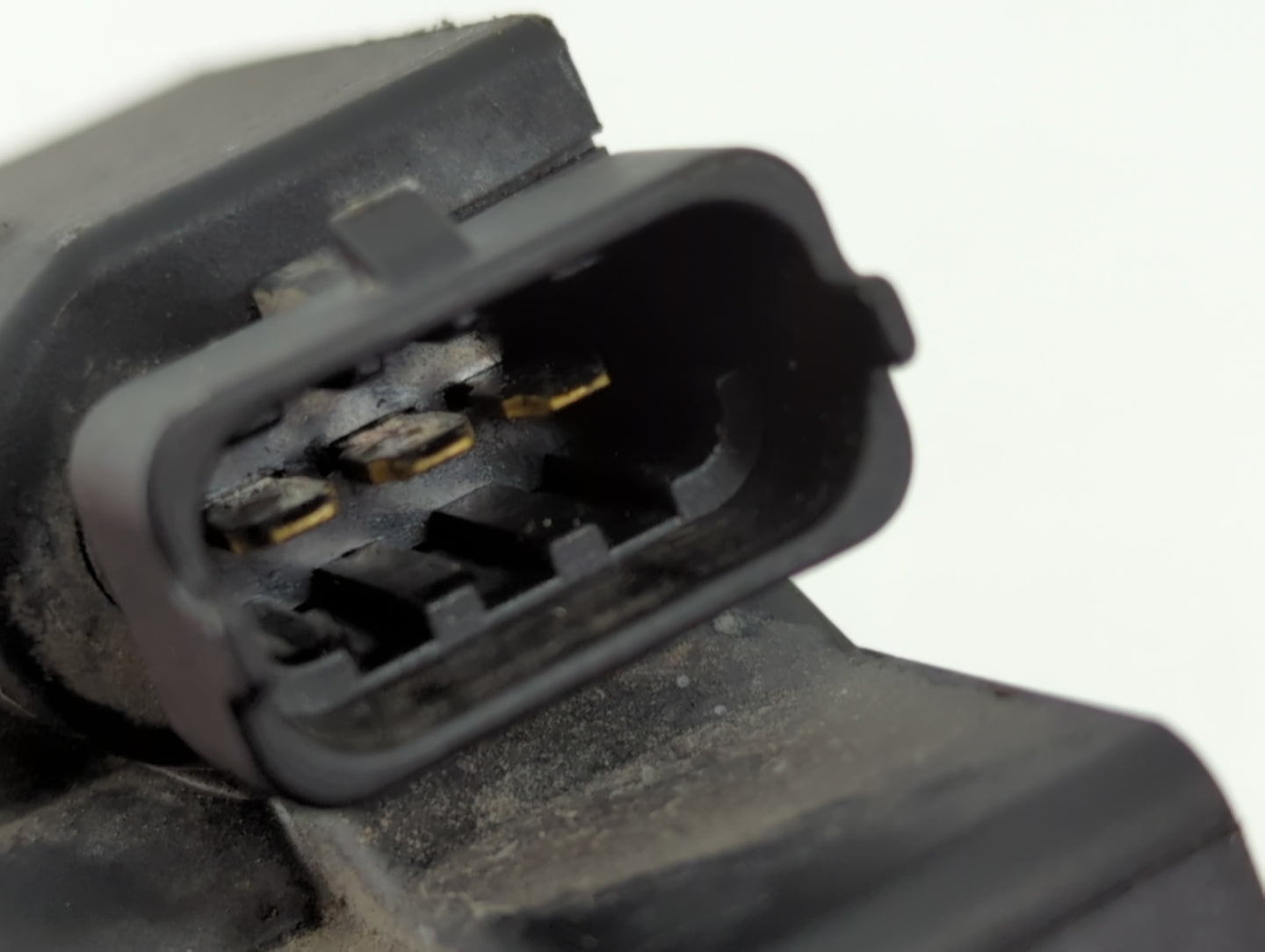1996-2004 Chevrolet S10 Ignition Coil Igniter Pack - Oemusedautoparts1.com