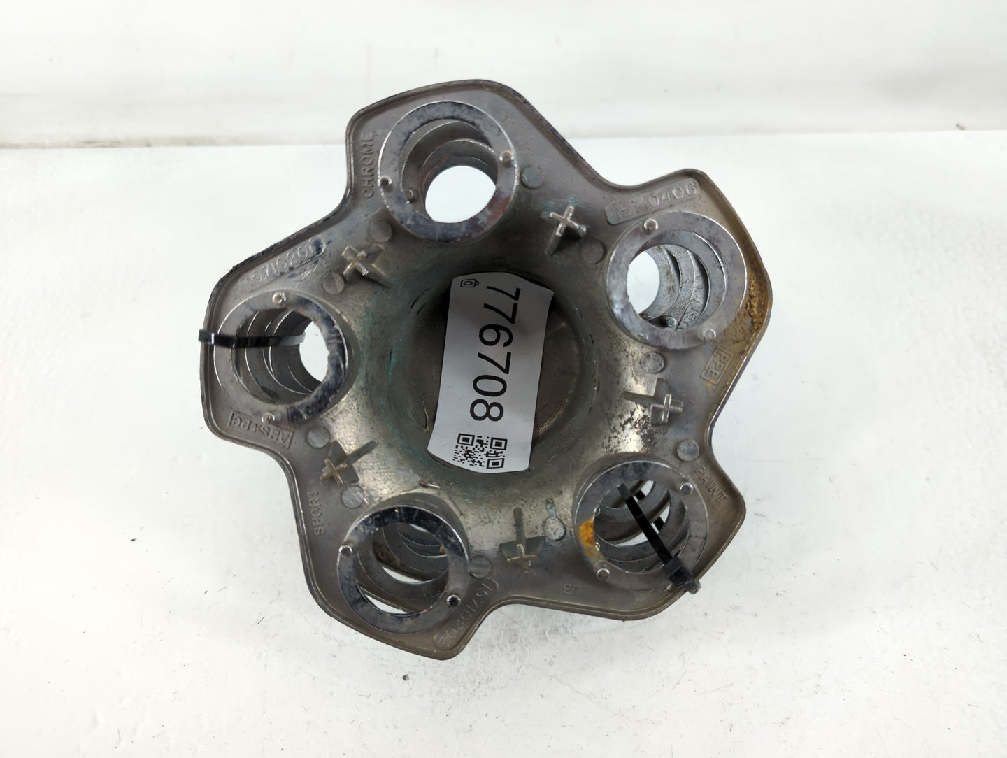 2004 Chevrolet S10 Driver Front Wheel Hub Oem - Oemusedautoparts1.com