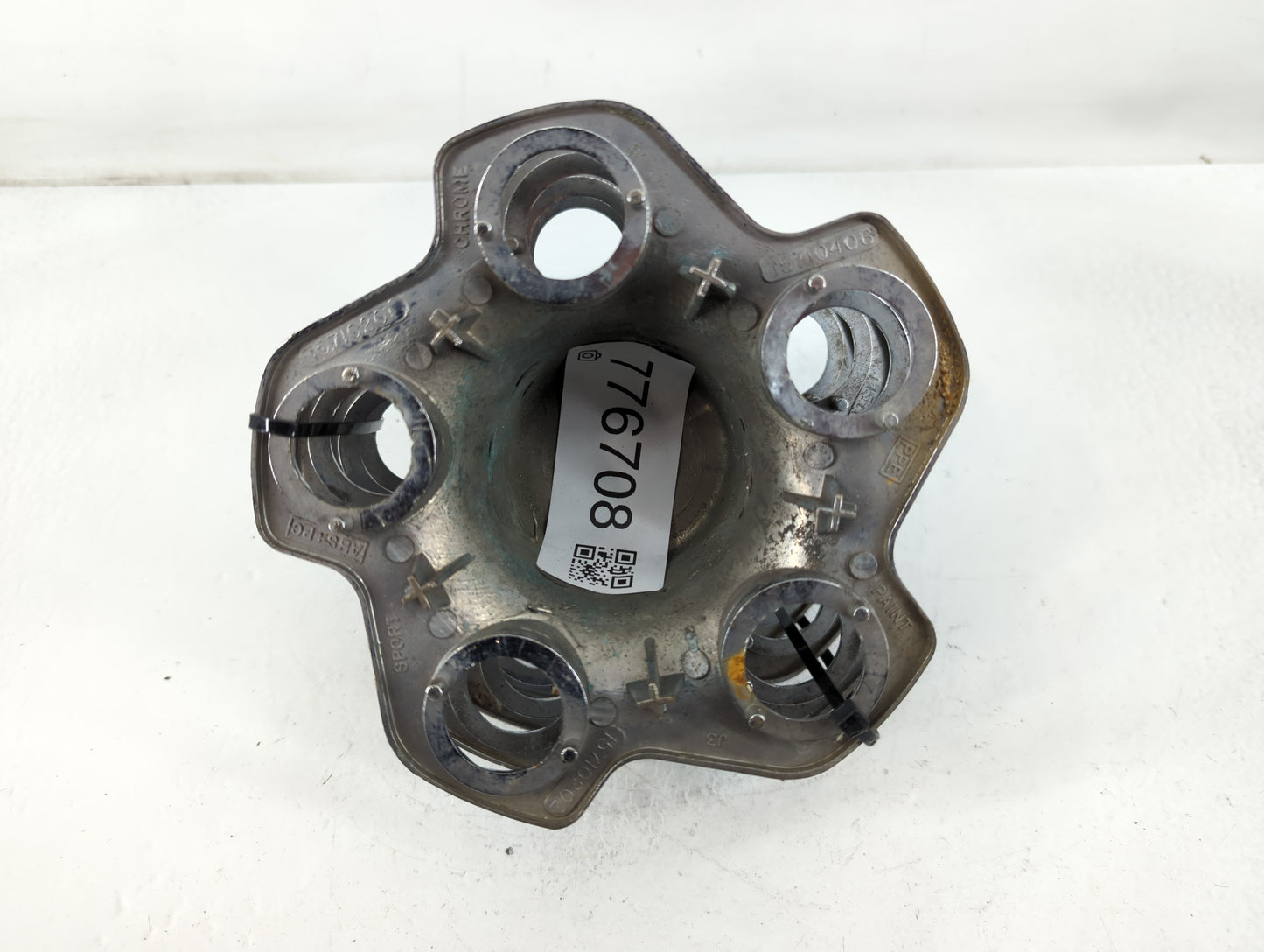 2004 Chevrolet S10 Driver Front Wheel Hub Oem - Oemusedautoparts1.com