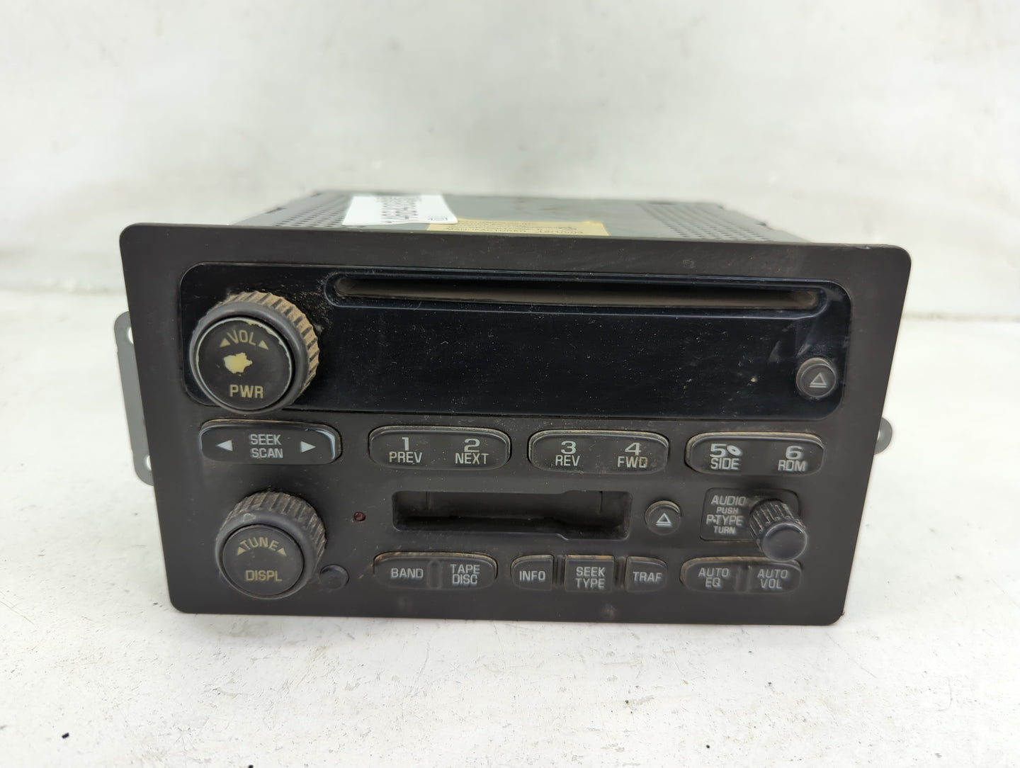 2004 Chevrolet S10 Blazer Radio AM FM Cd Player Receiver Replacement P/N:15104156 Fits OEM Used Auto Parts - Oemusedautopart