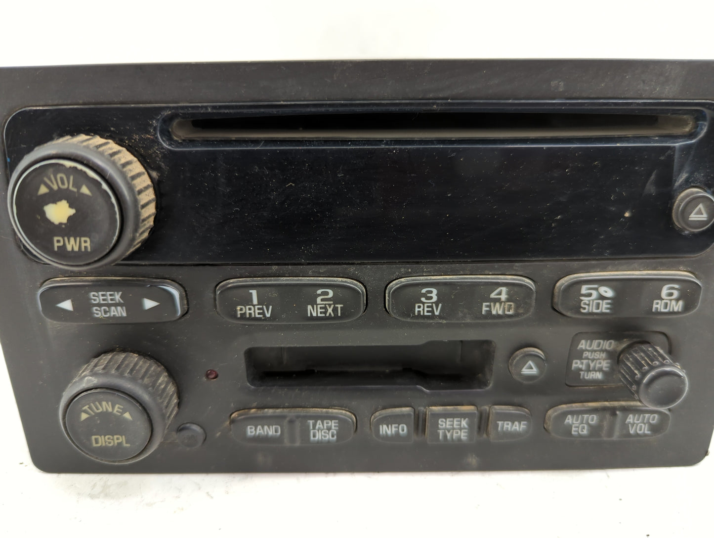 2004 Chevrolet S10 Blazer Radio AM FM Cd Player Receiver Replacement P/N:15104156 Fits OEM Used Auto Parts - Oemusedautopart
