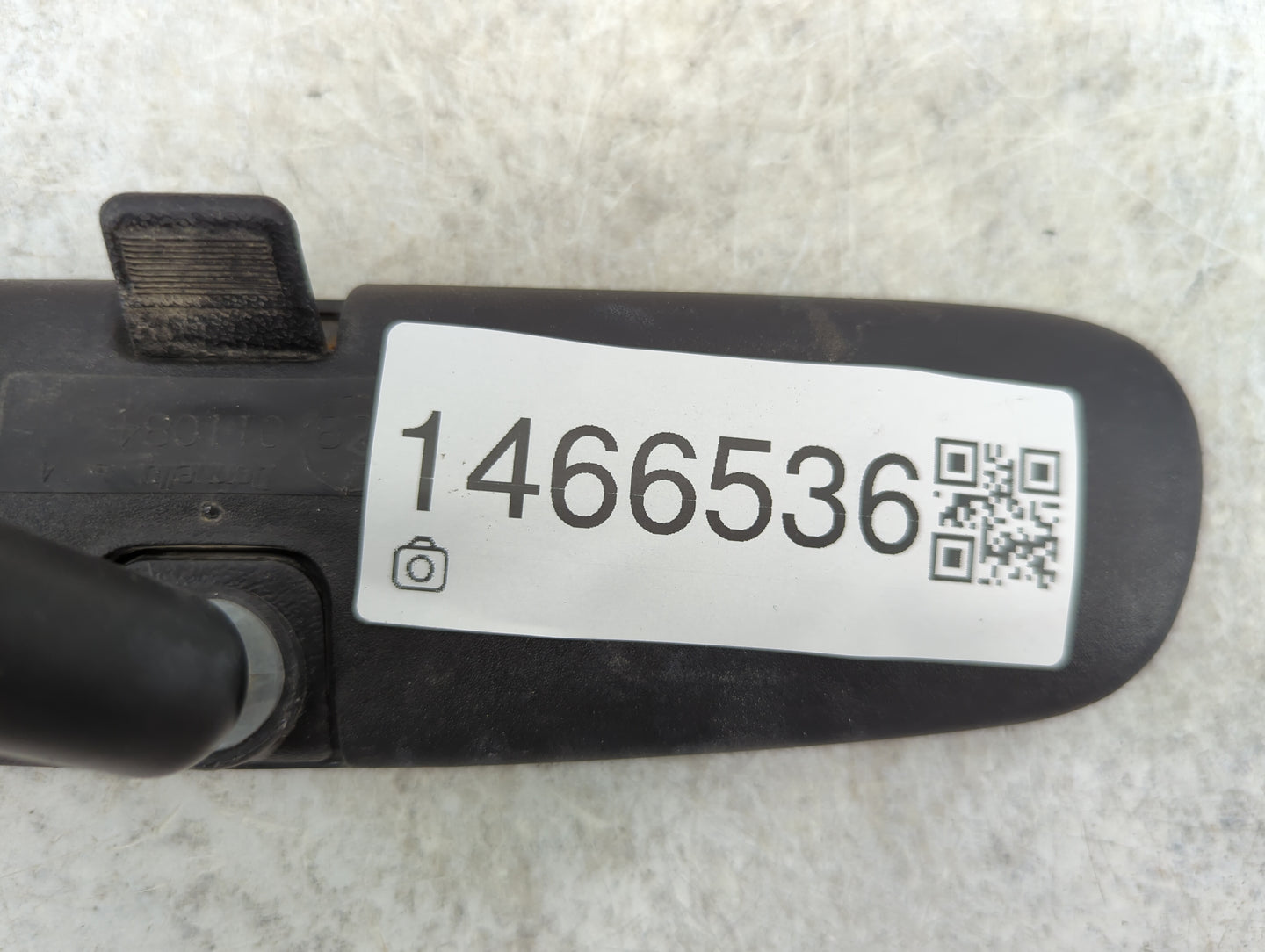 2004 Chevrolet S10 Blazer Interior Rear View Mirror Replacement OEM P/N:E8011084 Fits OEM Used Auto Parts - Oemusedautoparts