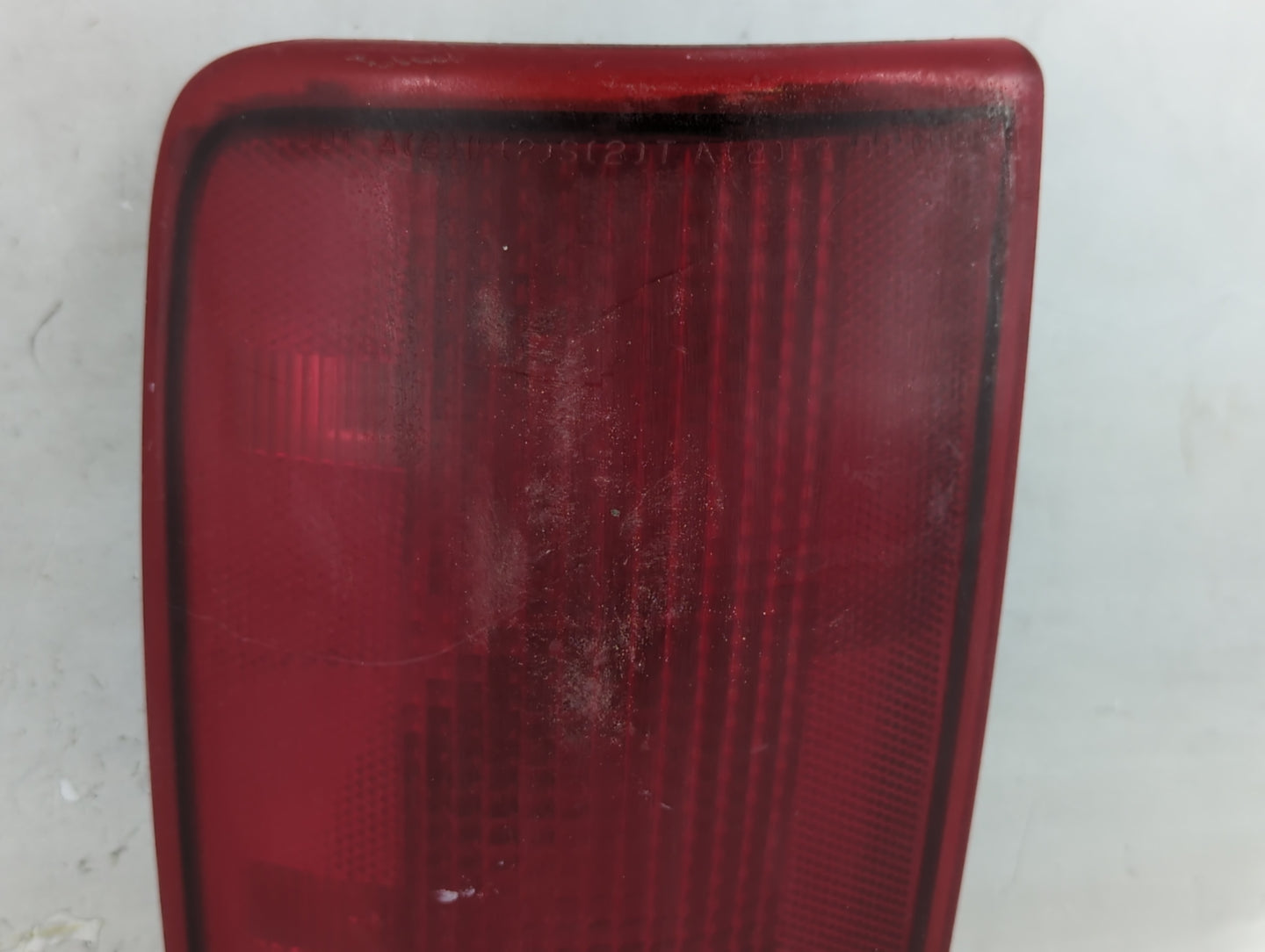 2004 Chevrolet S10 Blazer Tail Light Assembly Driver Left OEM P/N:15113579 Fits OEM Used Auto Parts - Oemusedautoparts1.com