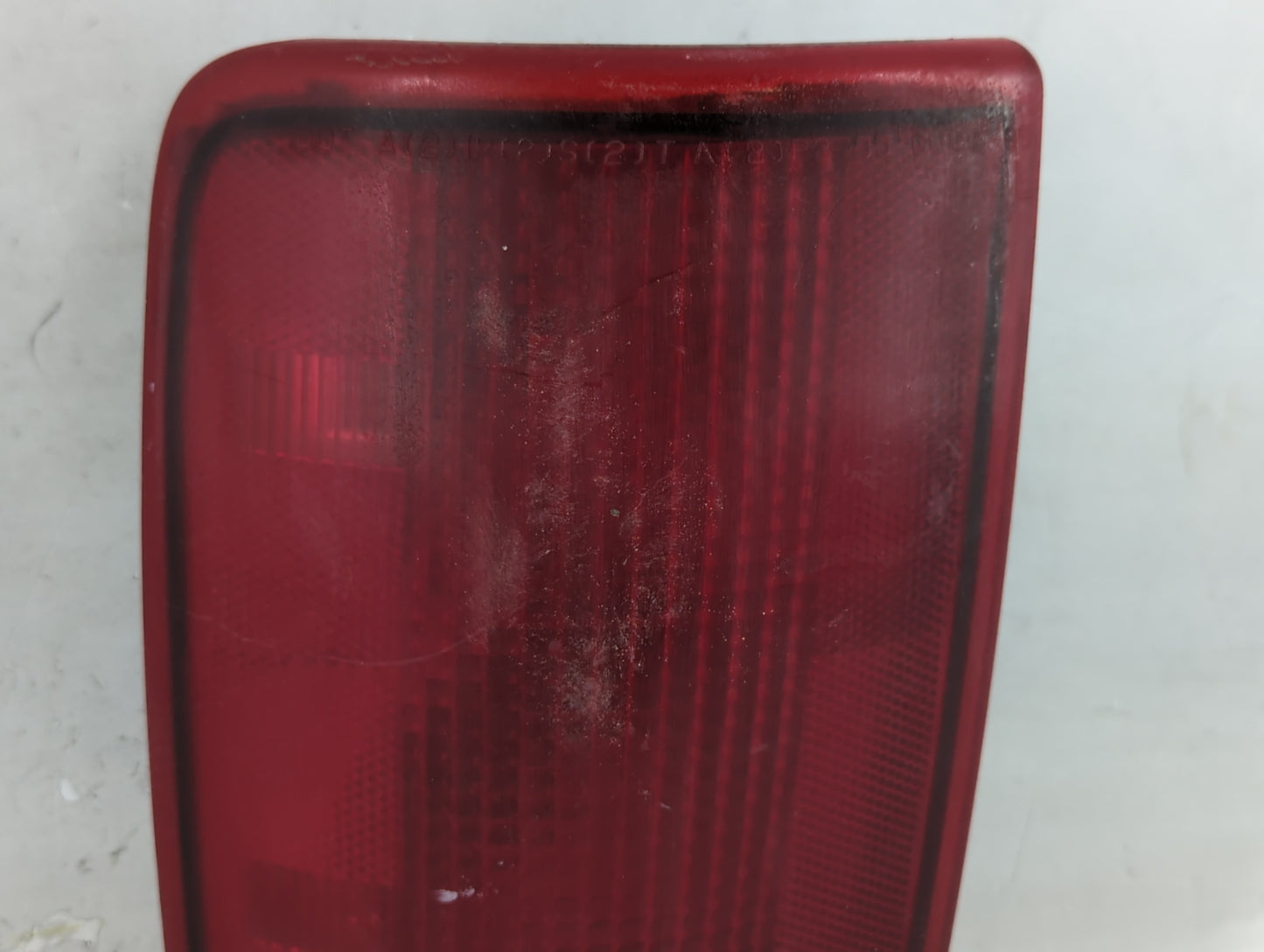 2004 Chevrolet S10 Blazer Tail Light Assembly Driver Left OEM P/N:15113579 Fits OEM Used Auto Parts - Oemusedautoparts1.com
