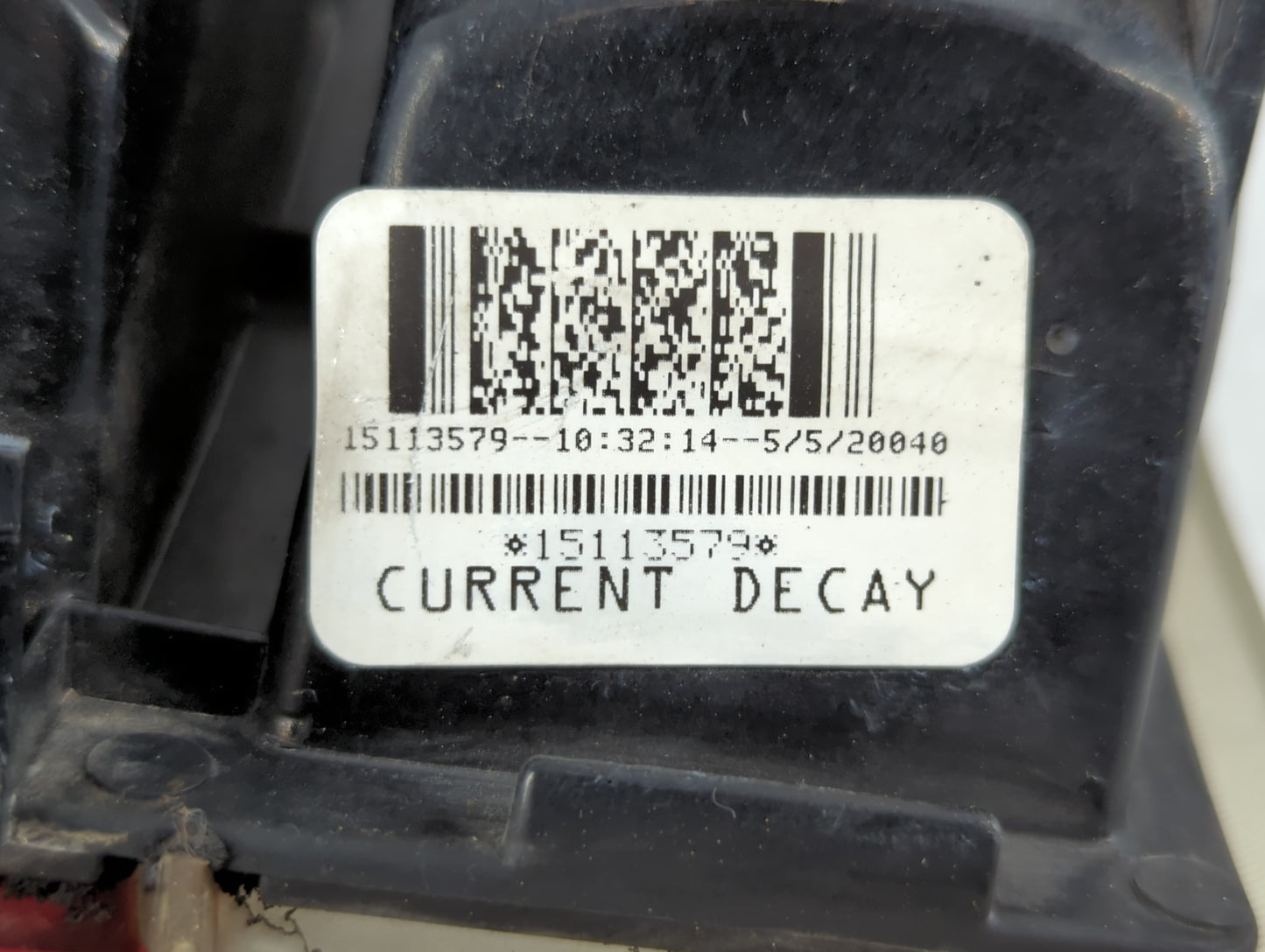 2004 Chevrolet S10 Blazer Tail Light Assembly Driver Left OEM P/N:15113579 Fits OEM Used Auto Parts - Oemusedautoparts1.com