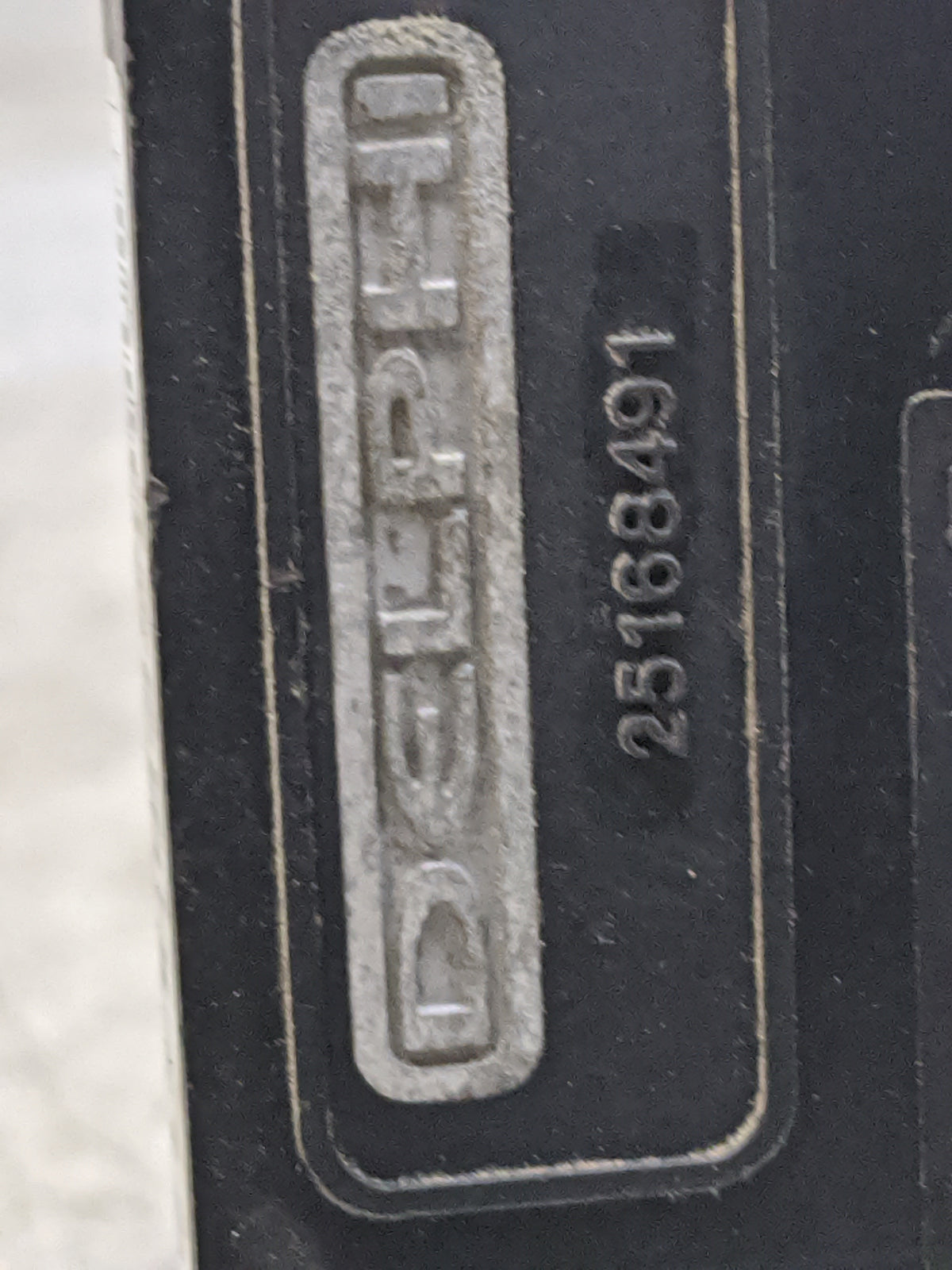 Chevrolet Silverado Mass Air Flow Meter Maf Sensor - Oemusedautoparts1.com