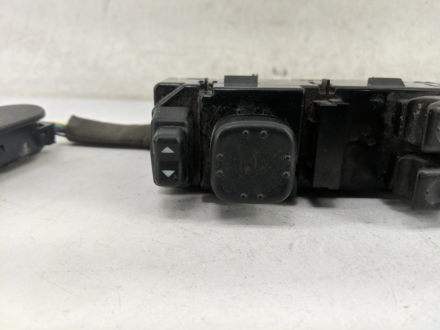 2003-2007 Chevrolet Silverado 1500 Master Power Window Switch Replacement Driver Side Left Fits Fits 2003 2004 2005 2006 200