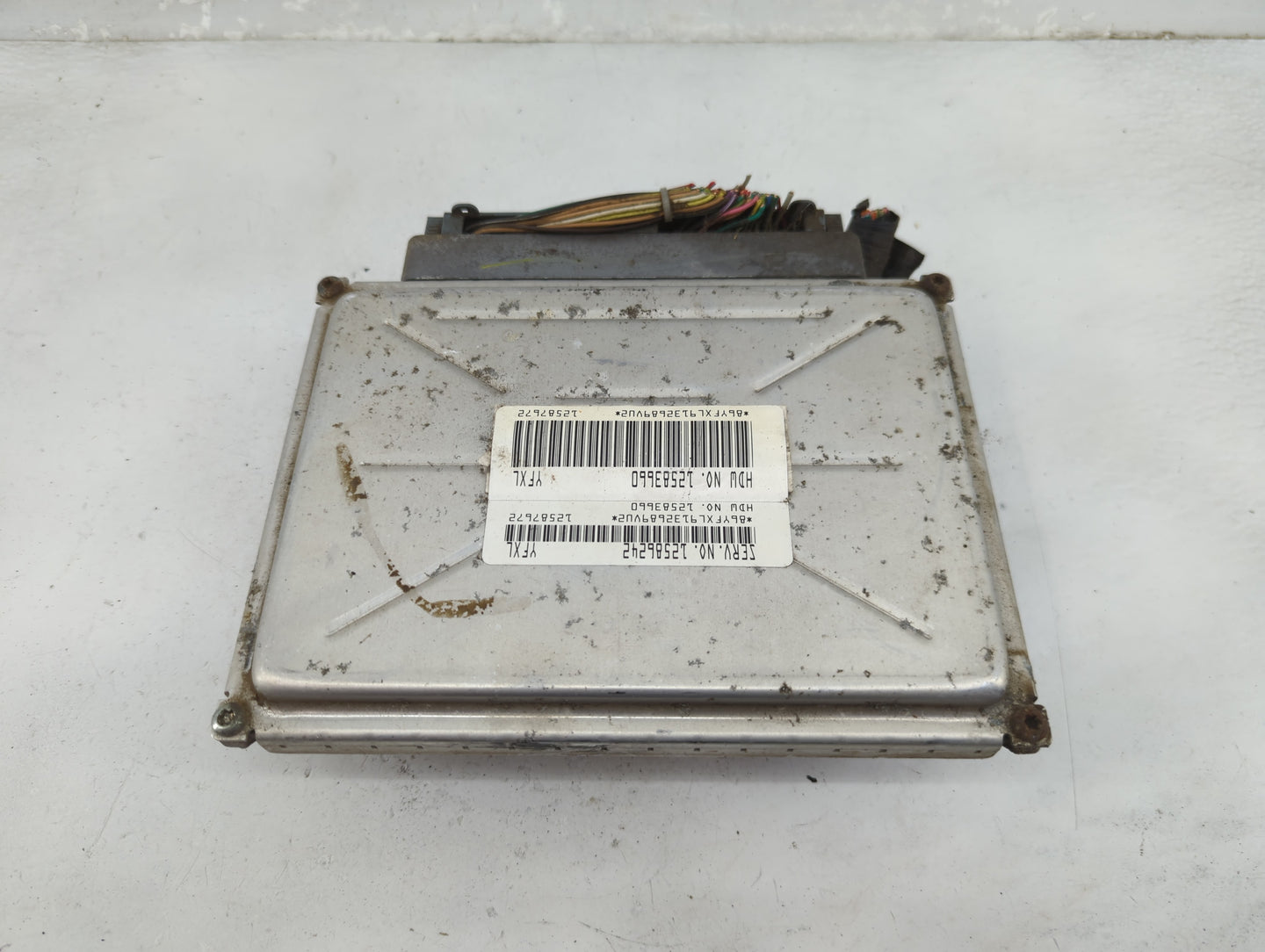 2003-2005 Chevrolet Silverado 1500 PCM Engine Control Computer ECU ECM PCU OEM P/N:12583660 12586242 Fits Fits 2003 2004 200