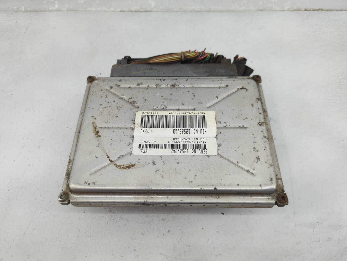 2003-2005 Chevrolet Silverado 1500 PCM Engine Control Computer ECU ECM PCU OEM P/N:12583660 12586242 Fits Fits 2003 2004 200