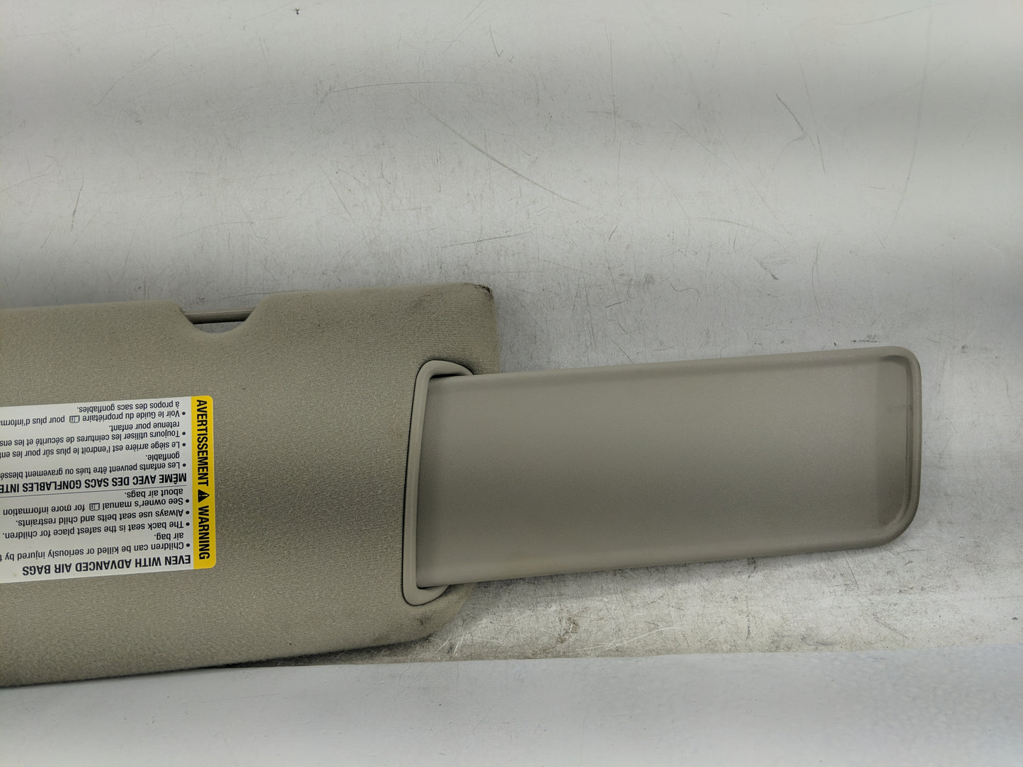 2003-2007 Chevrolet Silverado 1500 Sun Visor Shade Replacement Passenger Right Mirror Fits Fits 2003 2004 2005 2006 2007 OEM