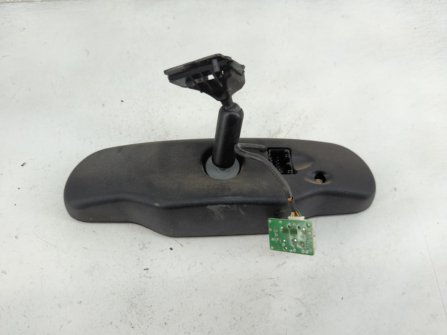 2004 Chevrolet Silverado 1500 Interior Rear View Mirror Replacement OEM Fits OEM Used Auto Parts - Oemusedautoparts1.com