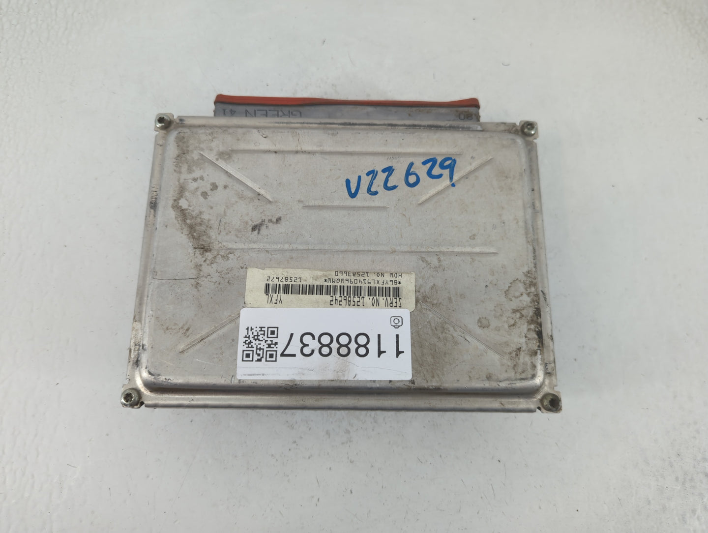 2004 Chevrolet Silverado 1500 PCM Engine Control Computer ECU ECM PCU OEM P/N:12586242 Fits OEM Used Auto Parts - Oemusedaut