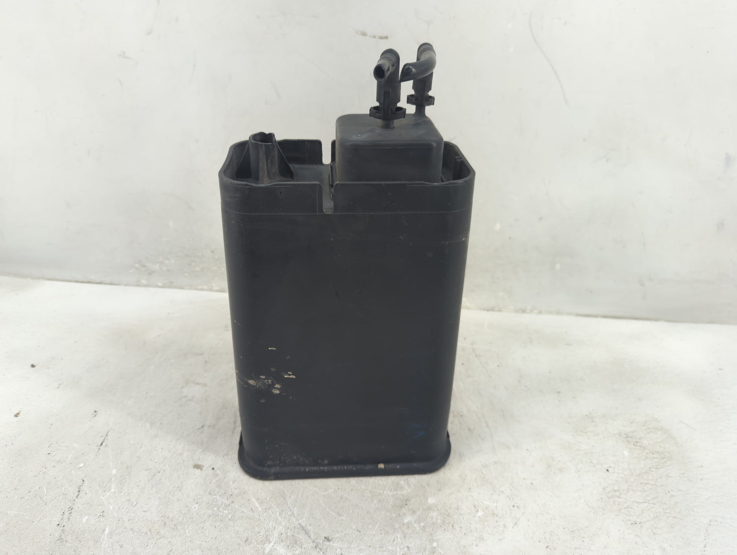 2004 Chevrolet Silverado 1500 Fuel Vapor Charcoal Canister 1410599 - Oemusedautoparts1.com