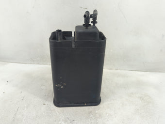compare product 2004 Chevrolet Silverado 1500 Fuel Vapor Charcoal Canister 1410599