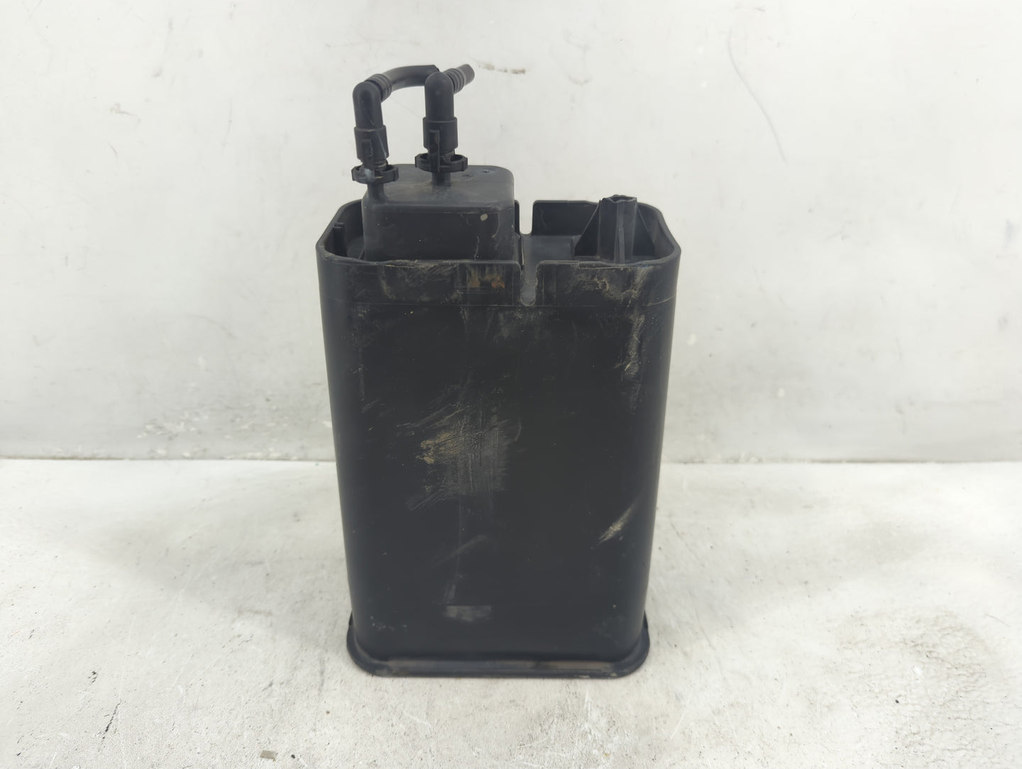2004 Chevrolet Silverado 1500 Fuel Vapor Charcoal Canister 1410599 - Oemusedautoparts1.com