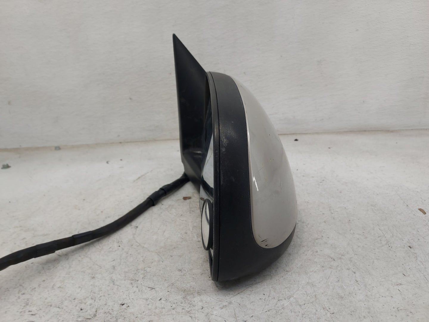 2004 Chevrolet Silverado 1500 Passenger Side View Mirror - Right Door Mirror OEM Used - Oemusedautoparts1.com