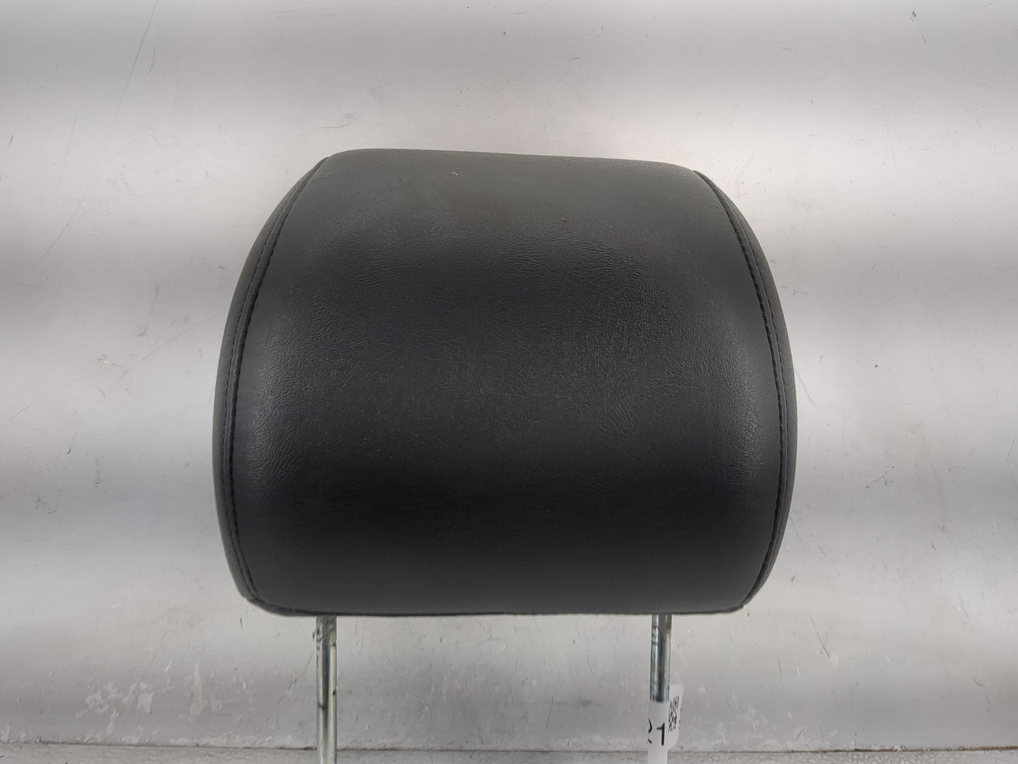 2003-2007 Chevrolet Silverado 1500 Headrest Head Rest Front Driver Seat - Oemusedautoparts1.com