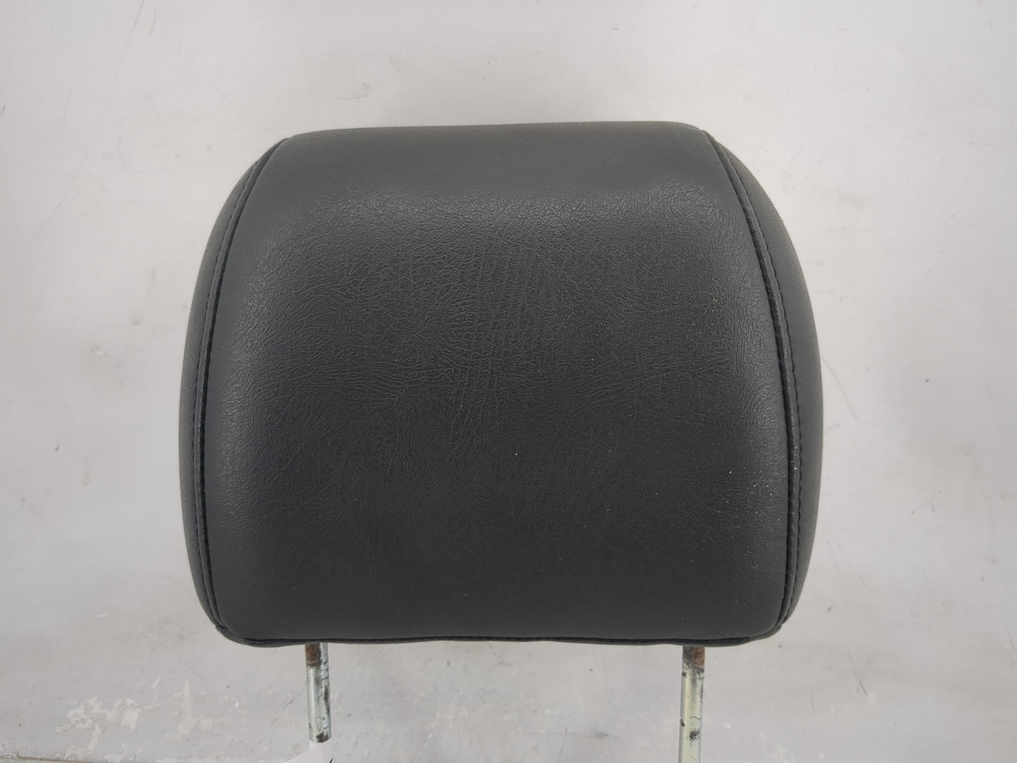 2003-2007 Chevrolet Silverado 1500 Headrest Head Rest Front Driver Seat - Oemusedautoparts1.com
